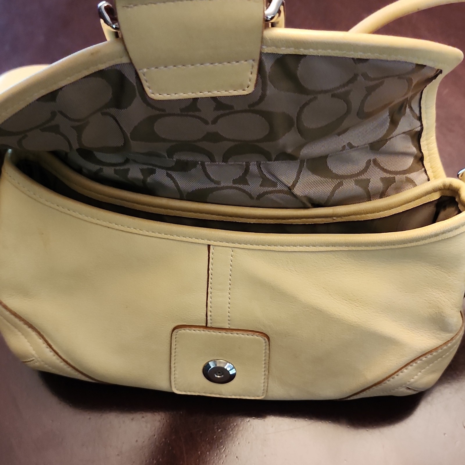 Coach Vintage Tan Soho Leather w/Buckles Shoulder Bag Y2K