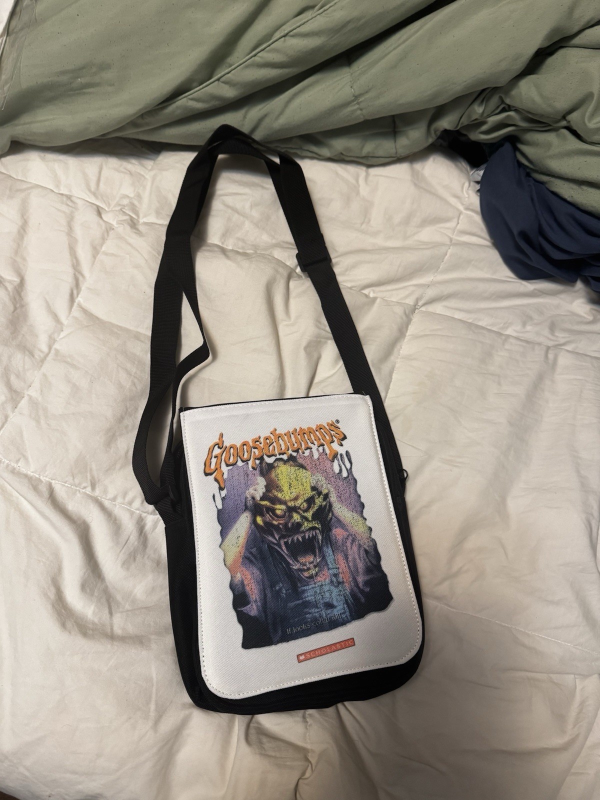 Goosebumps Horror Graphic Print Small Crossbody Bag, Black/White Zip