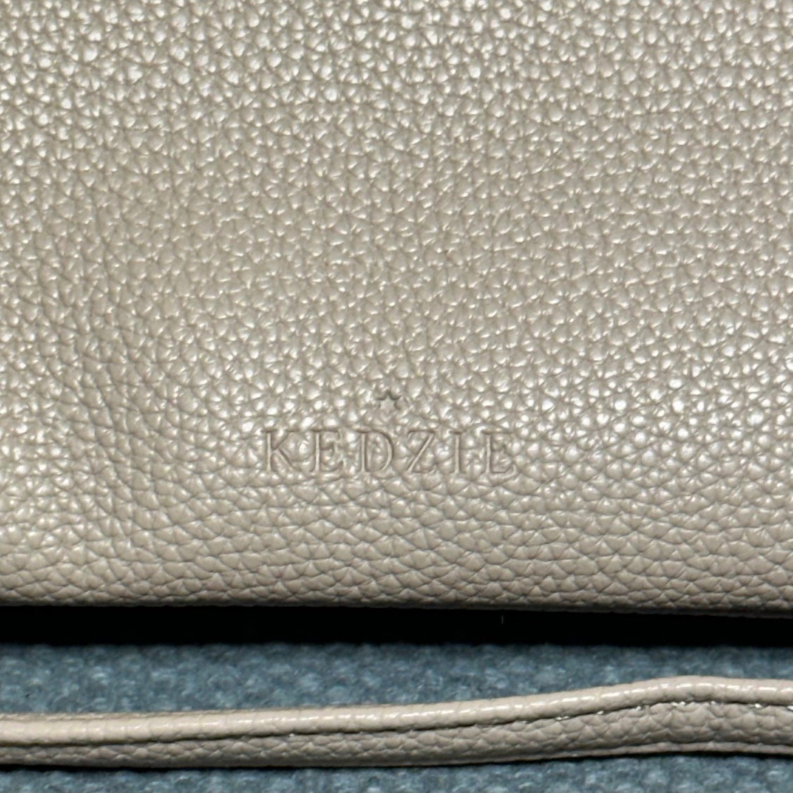 Kedzie Womens Crossbody Bag Pink Pebble Triple Gusset Small Clutch Purse Gold