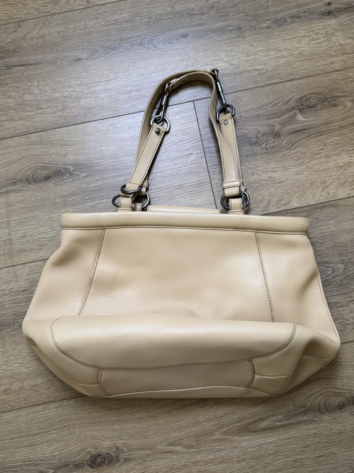 Yves Saint Laurent Beige Leather Tote Bag – Double Handle Shoulder Bag
