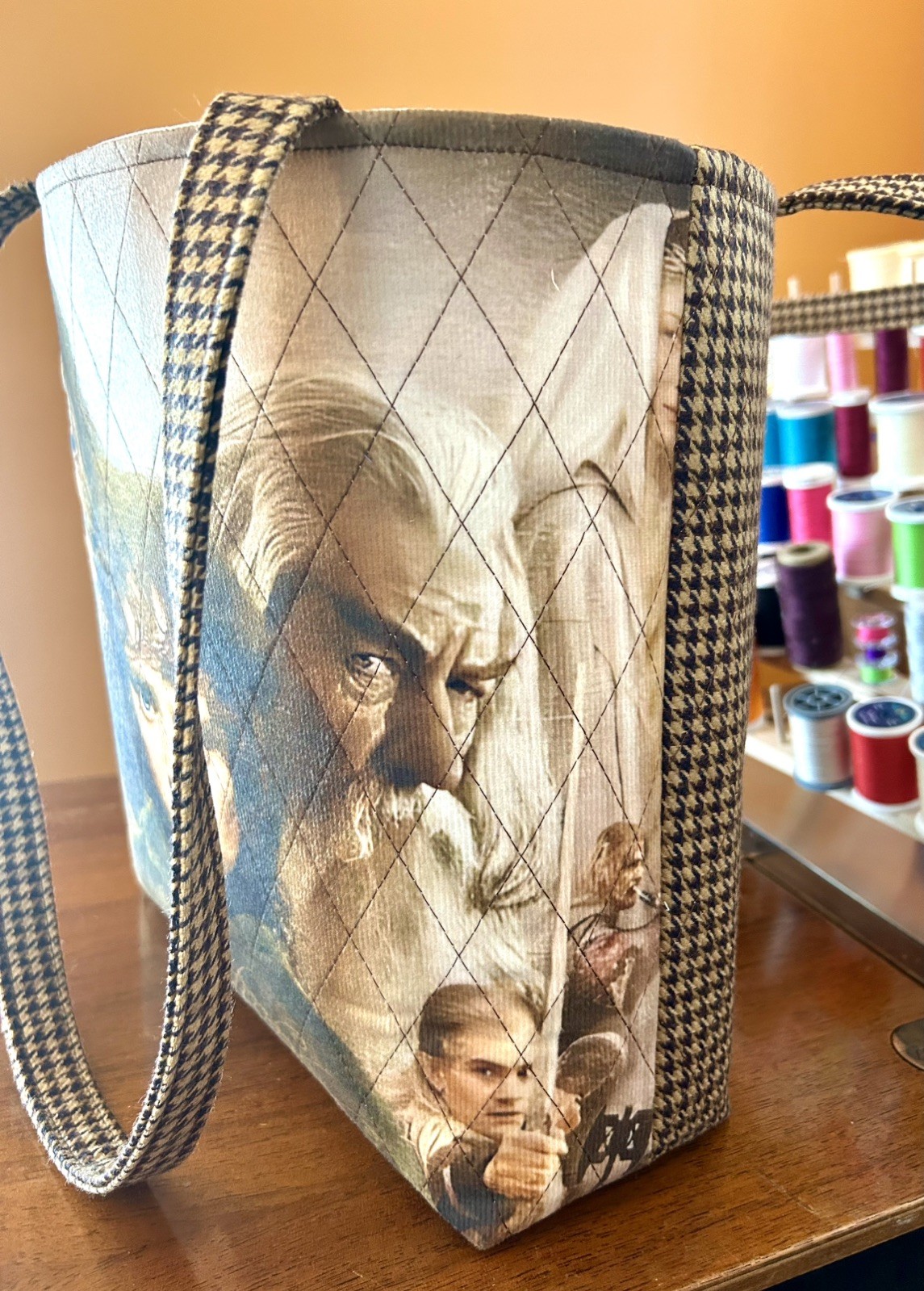 Handmade Quilted Lord of the Rings 11.5×13.5” Purse Magnetic Snap int pockets