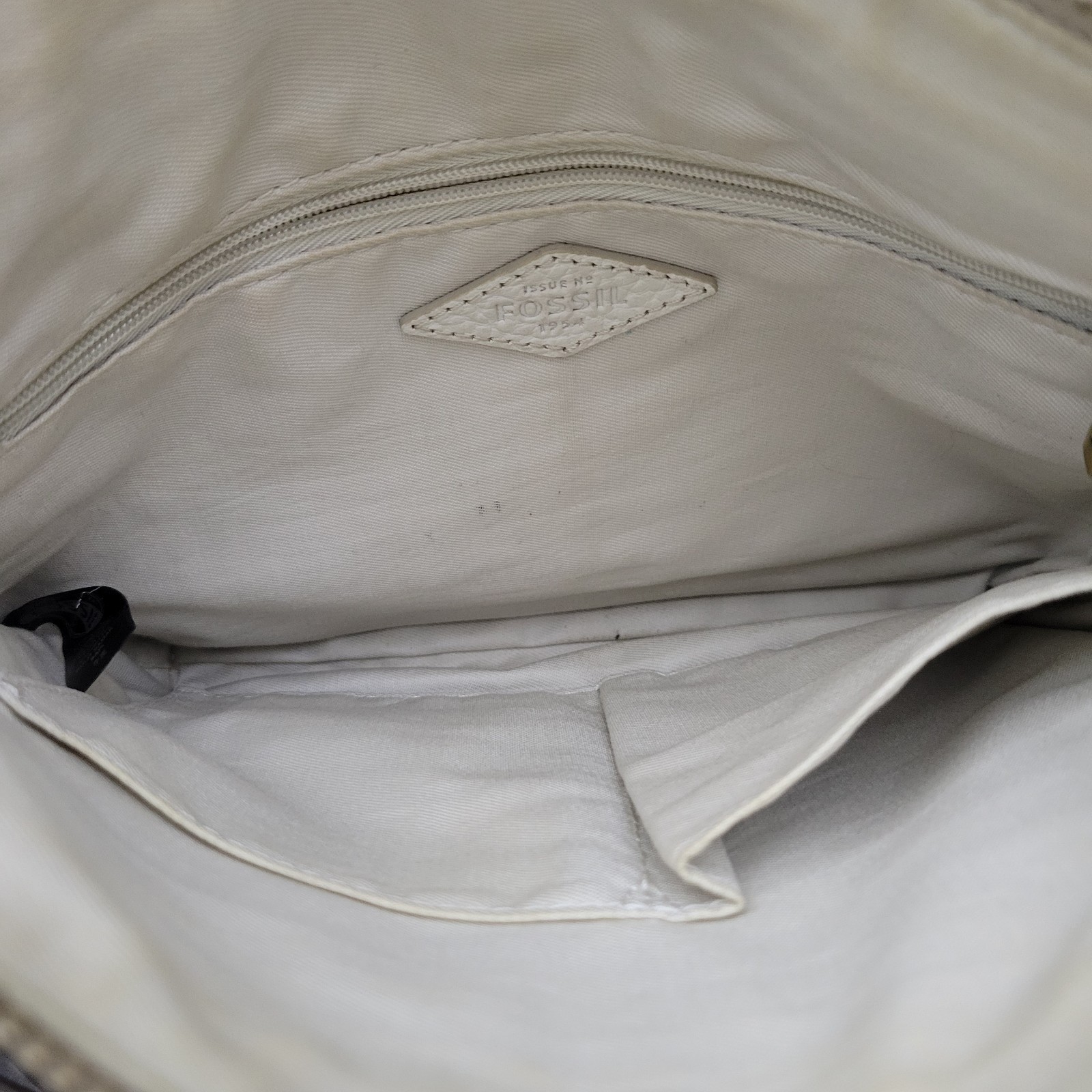 Fossil Fiona Crossbody Women’s Purse Small Off White Brown Straps Key Vintage
