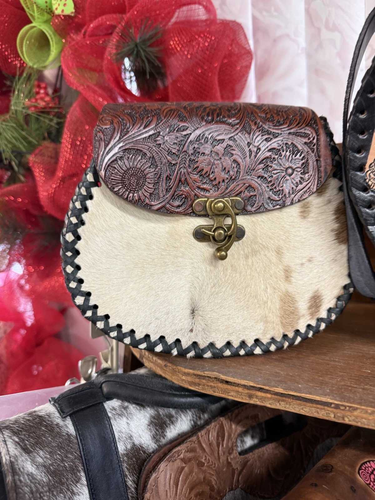 Western Tooled Crossbody Saddle Bag Brown/Cream/Black Turn Lock Adjustable Strap