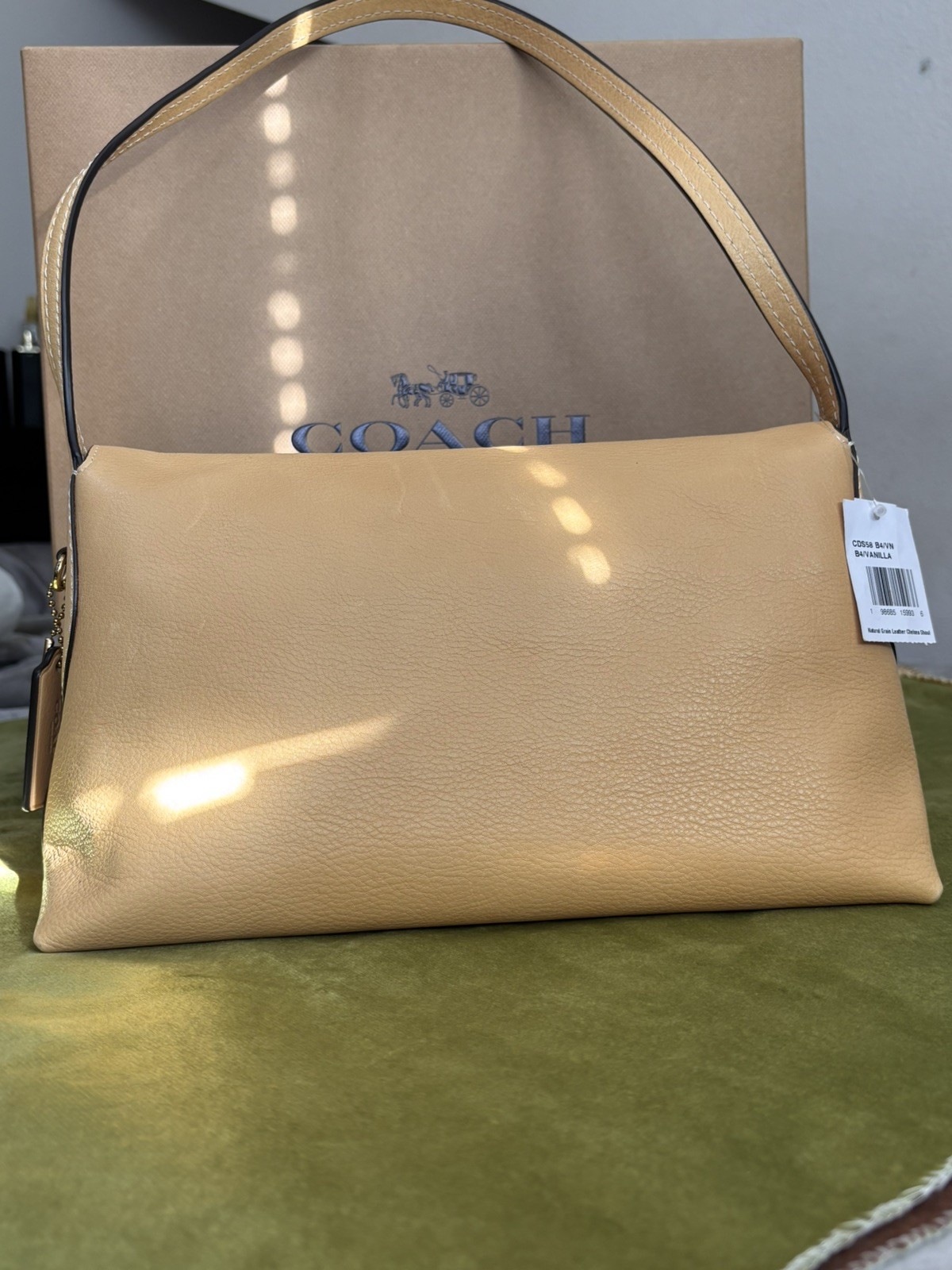 Coach Chelsea 30 grain Leather Brass/Vanilla