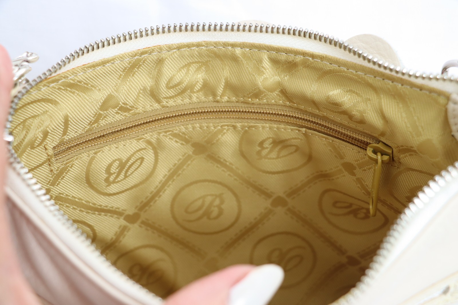 Brighton Masterpiece Collection 3D Leather Cream & Multicolor Floral Handbag