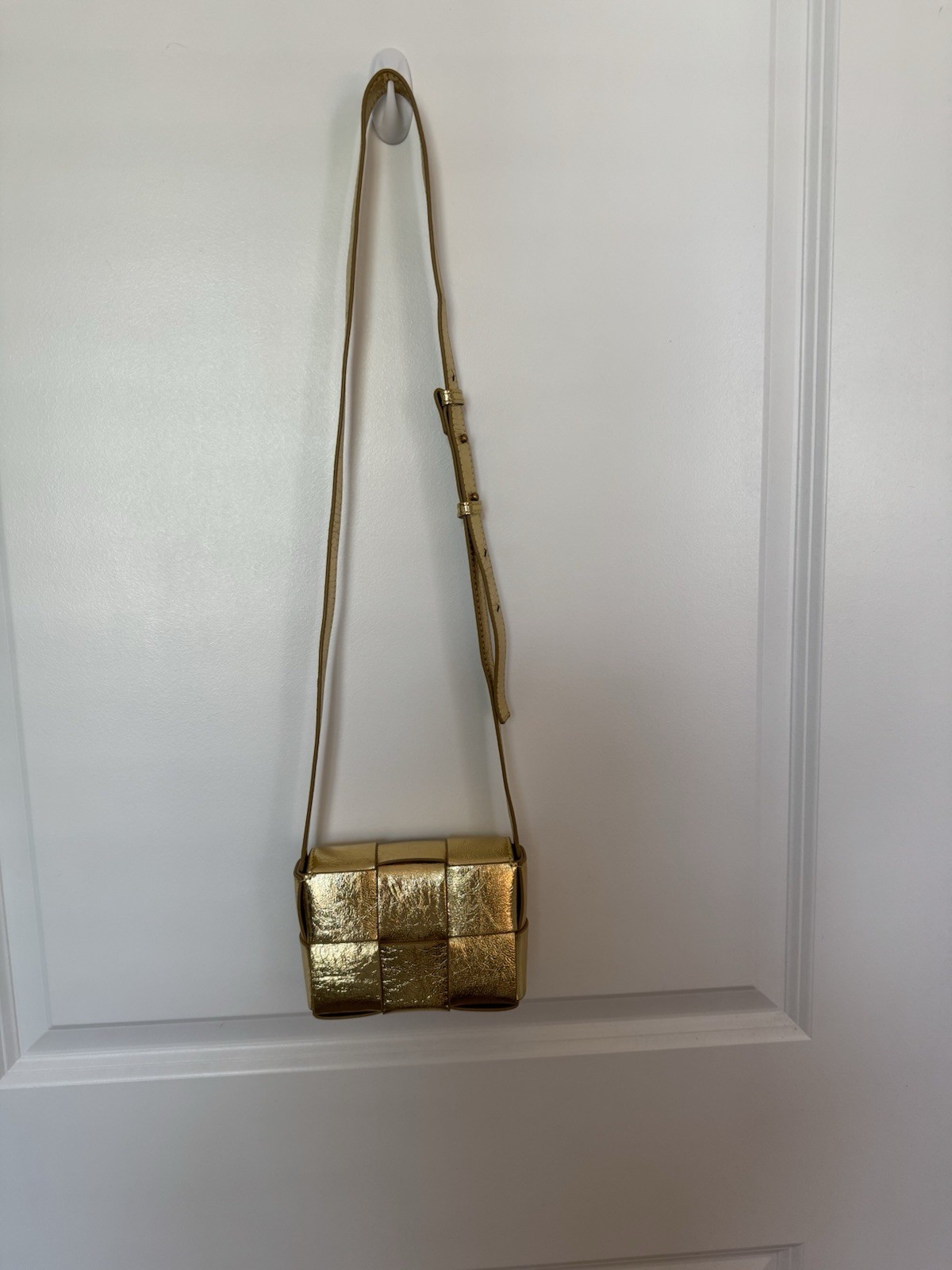 Digs Mini Gold Metallic Crossbody Bag Adjustable Strap Magnetic Closure