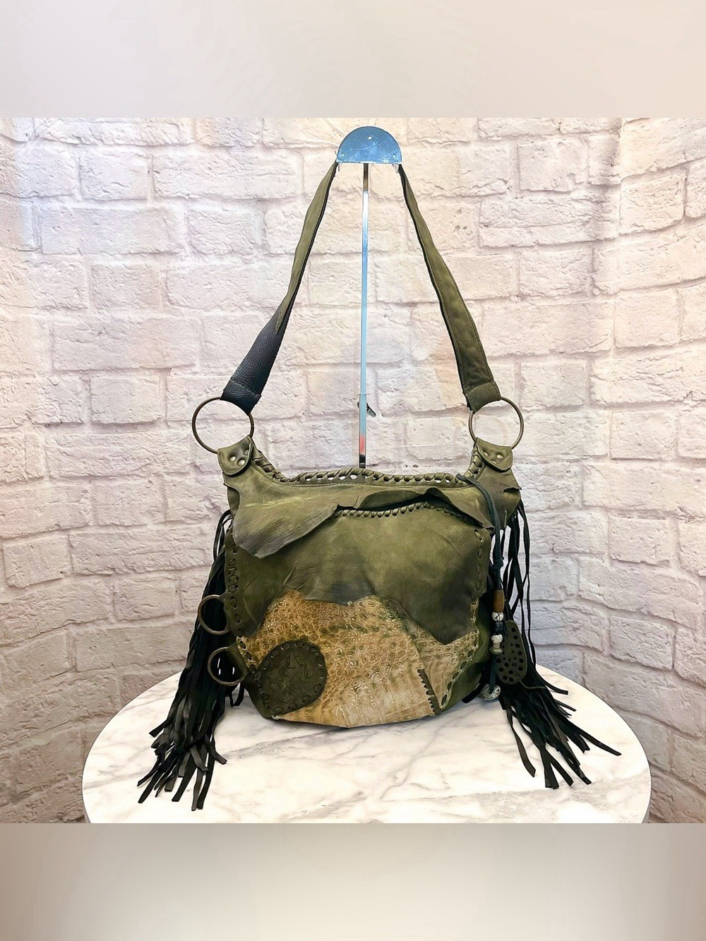 Sweet Smoke Lizard Embossed Leather Fringe Hobo Bag Yellow Green EUC