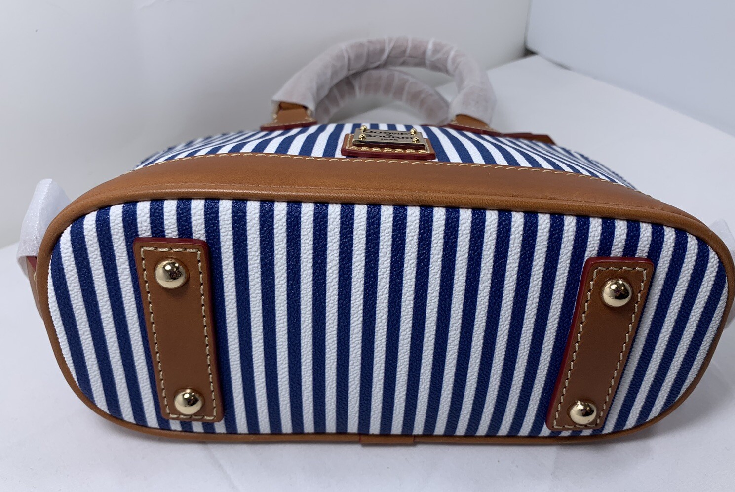 Dooney & Bourke Seaview Bitsy Bag Navy Color