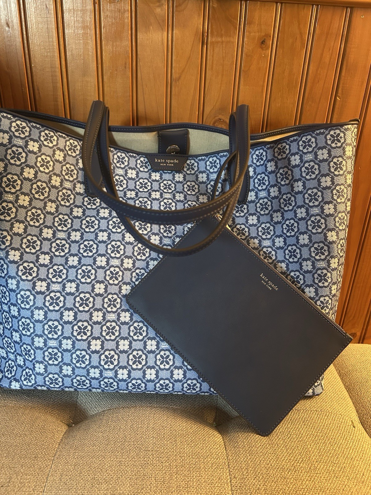 kate spade new york Large Blue/White Floral Tote w/ Pouch