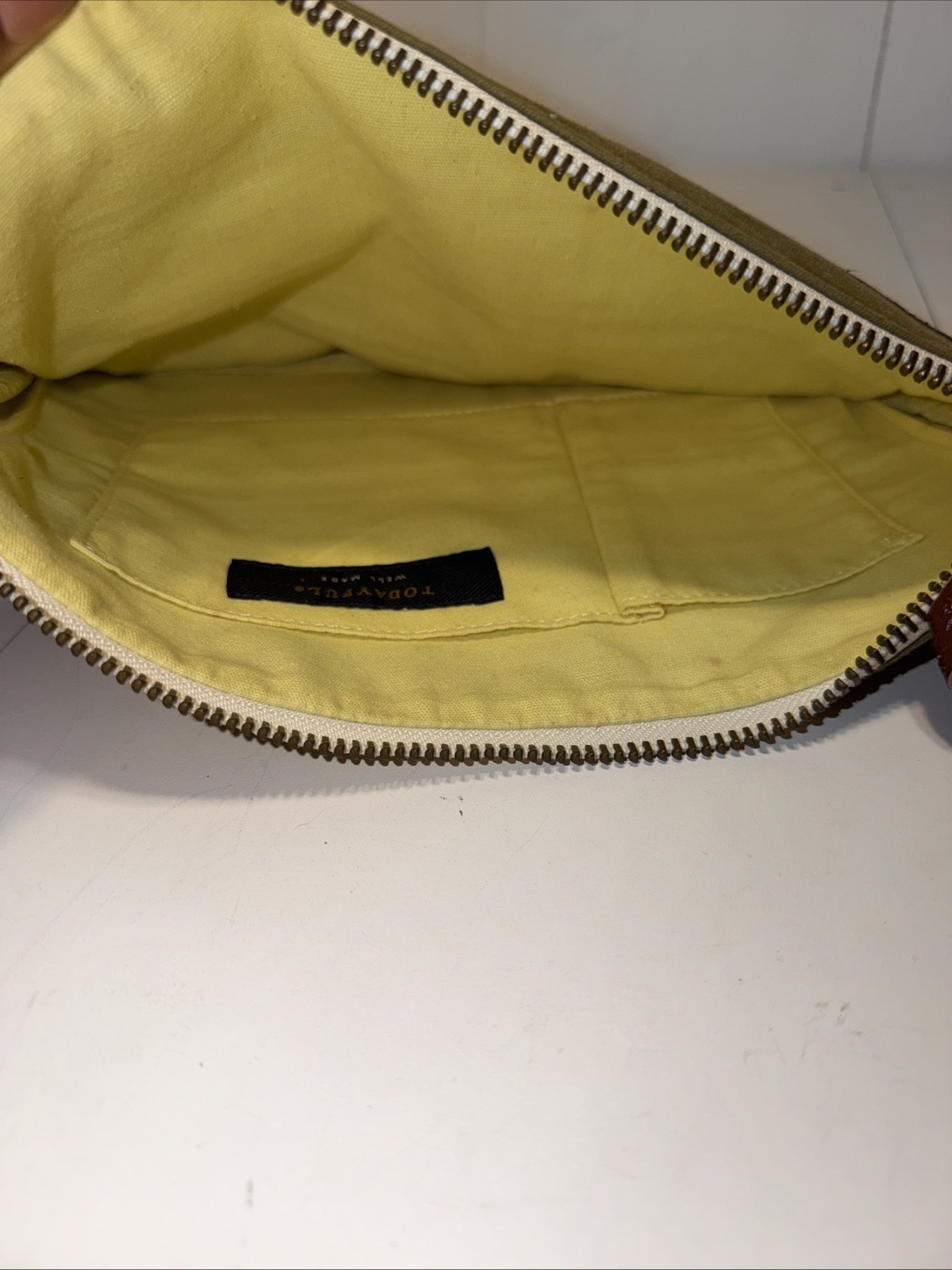 Ivy House Crest Striped Canvas Clutch Bag Pouch Olive Green Black With Tassel