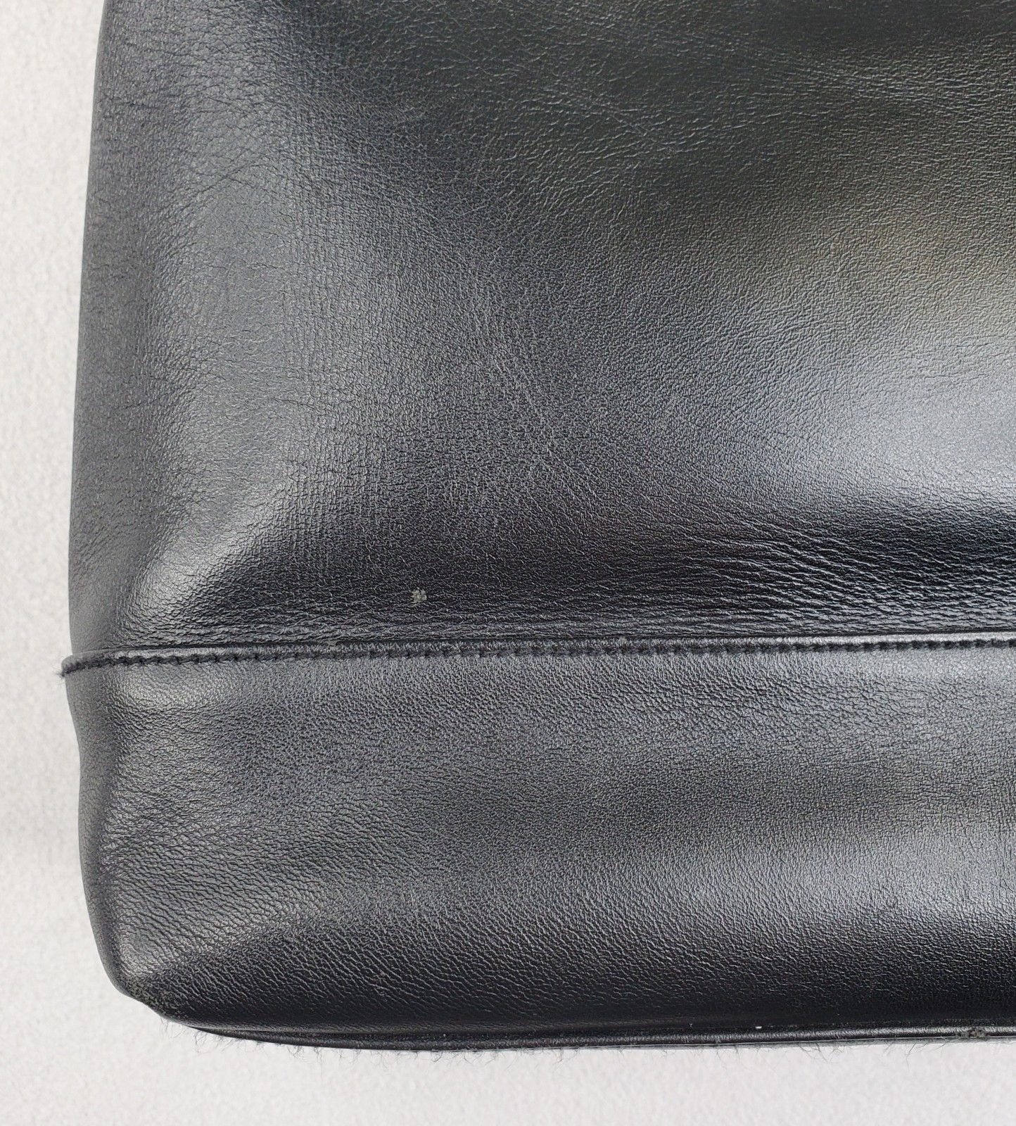 Toledano Crossbody Bag 10in Black Leather Adjustable Heavy Quality Hardware TNY