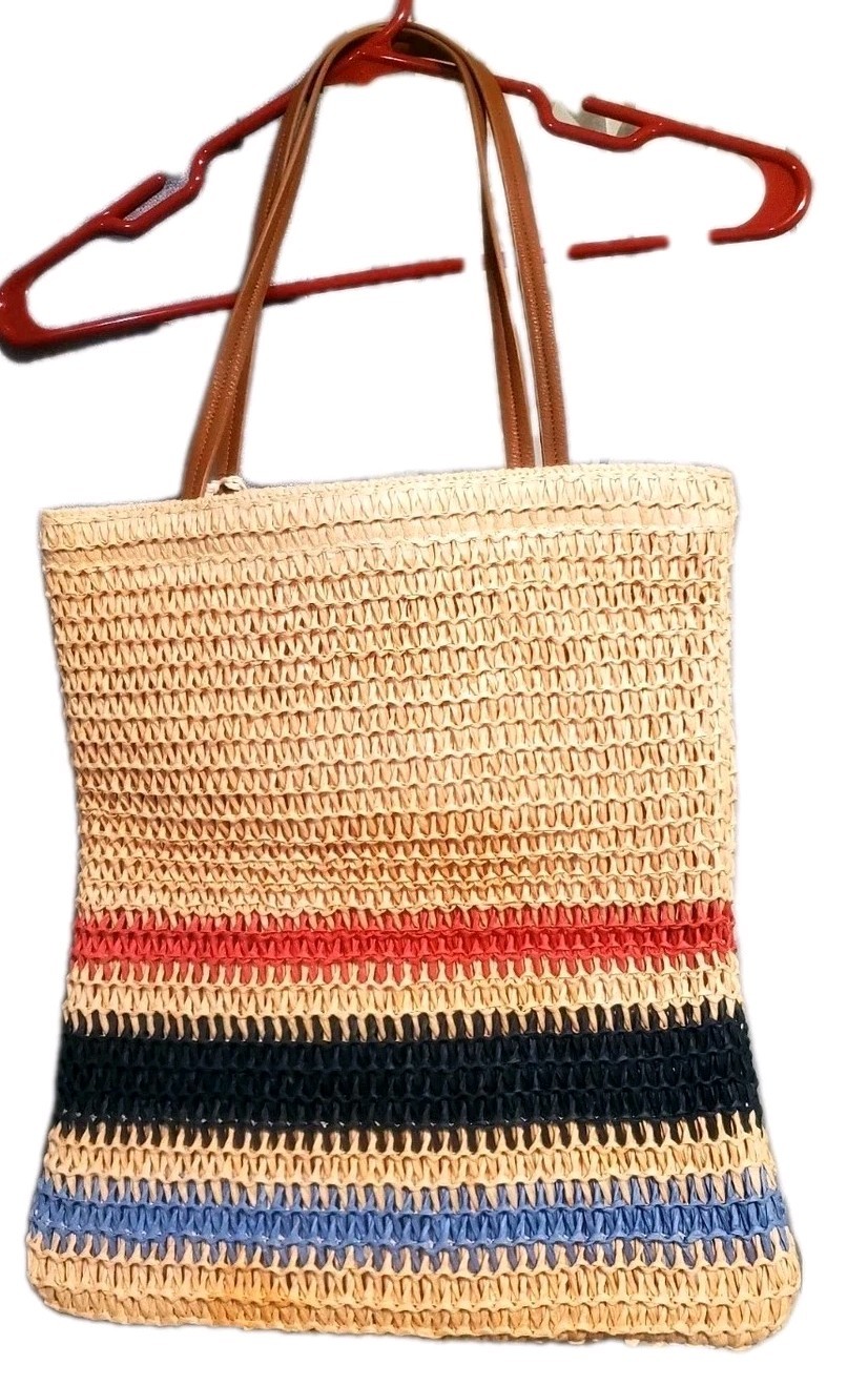 Summer Bag Universal Thread New W/Tags Not Lined No Closure