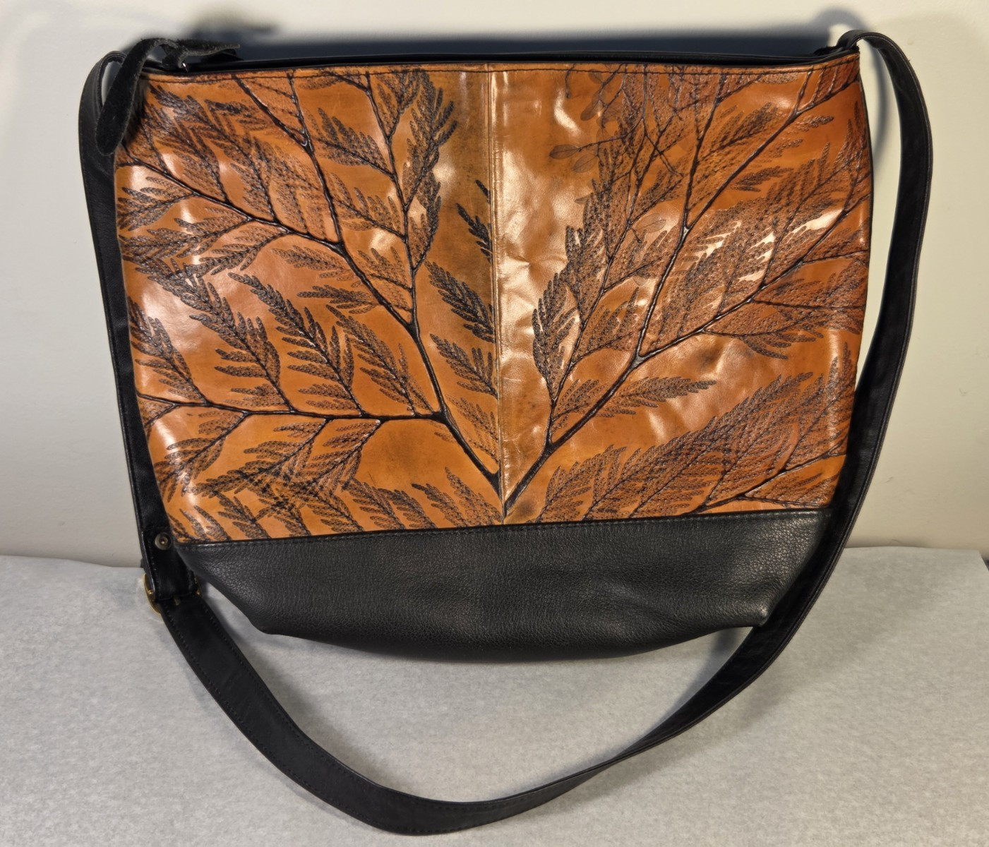 Leaf Leather Hand Made C.L. Whiting Cross Body Bag Vintage Large Handbag
