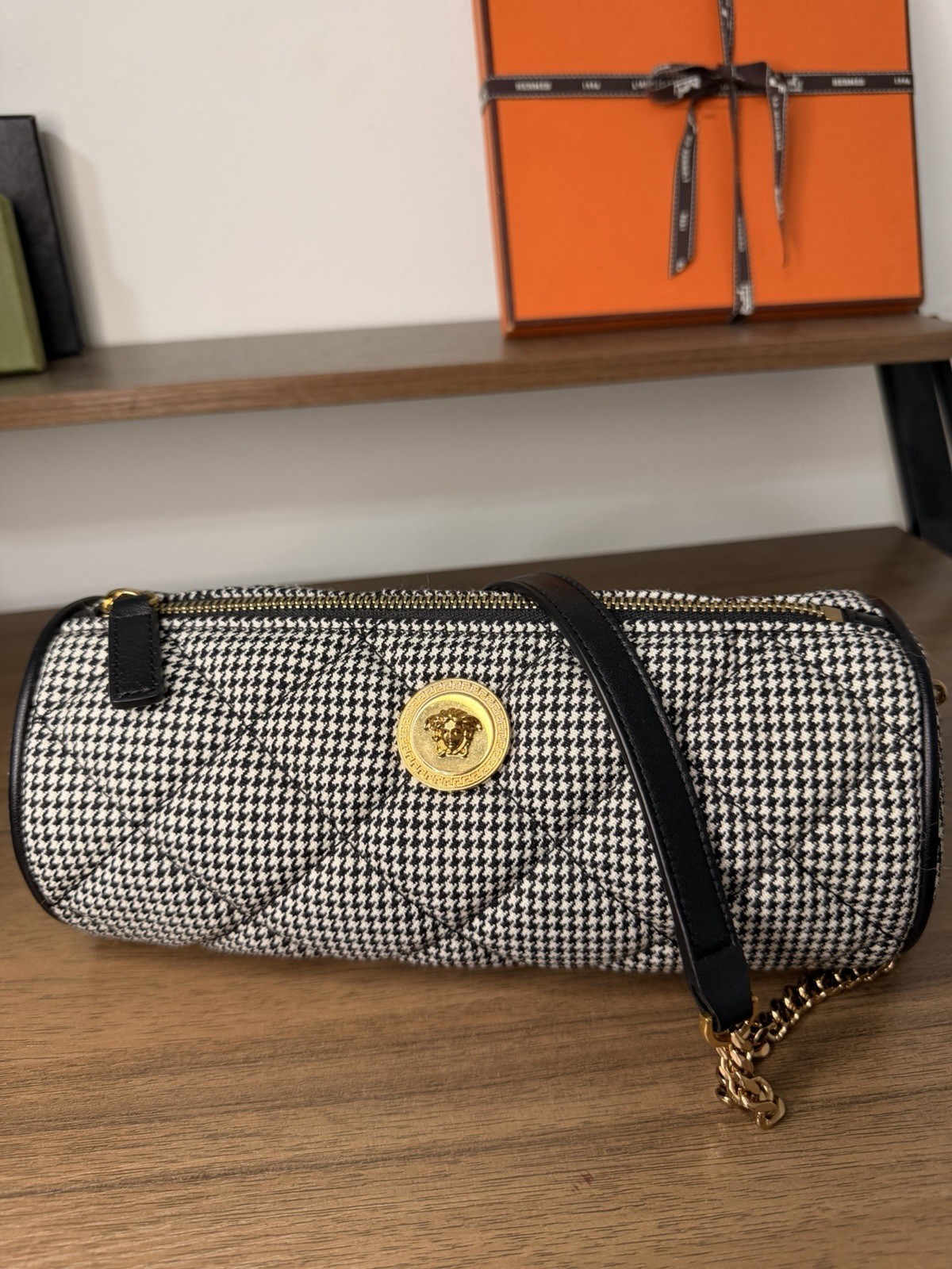 AUTHENTIC – Versace La Medusa Wool Shoulder Bag – Black And White Houndstooth