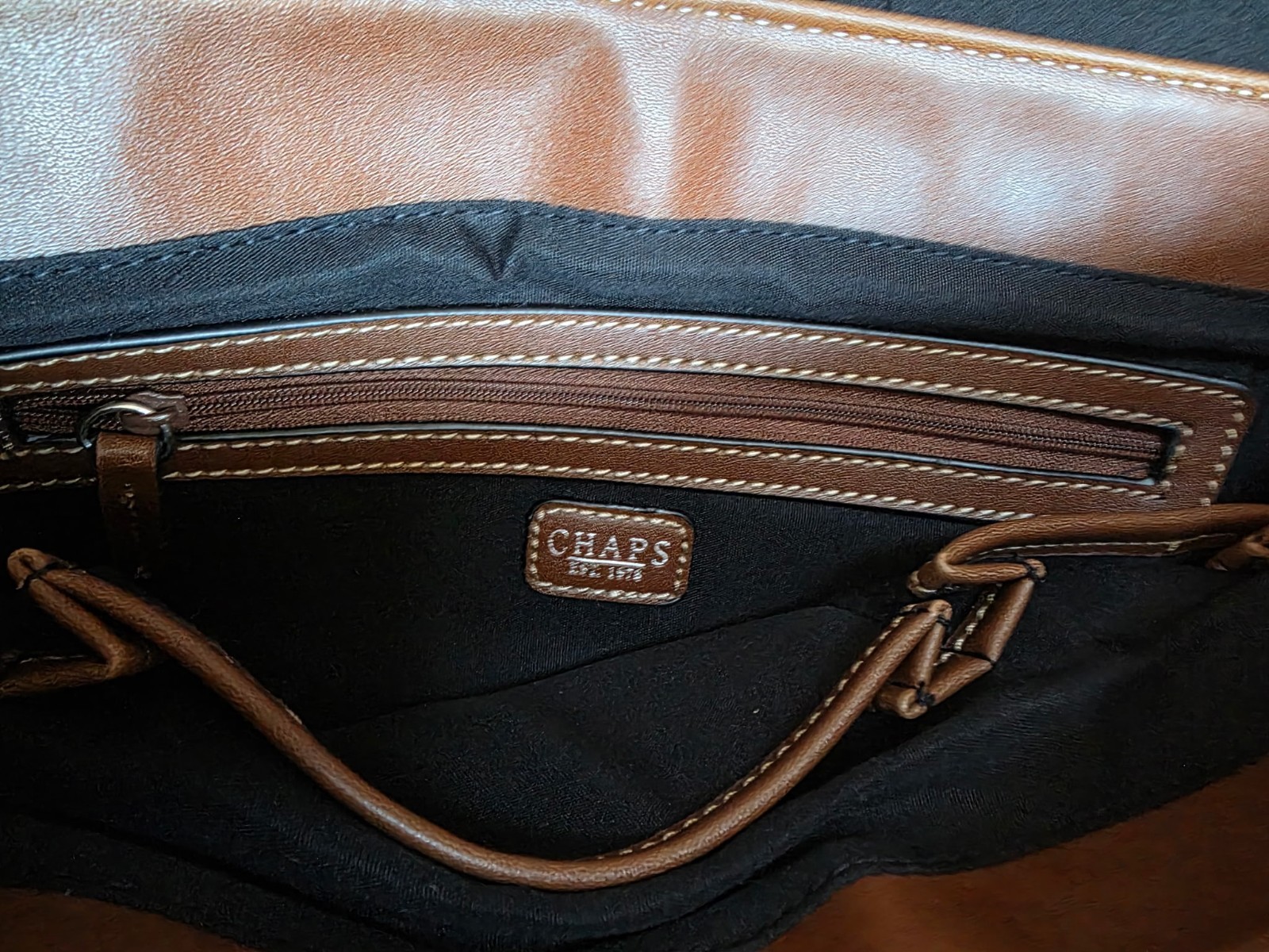 Chaps Women’s Black & Brown Multi-Pocket Faux Leather Shoulder Purse Bag