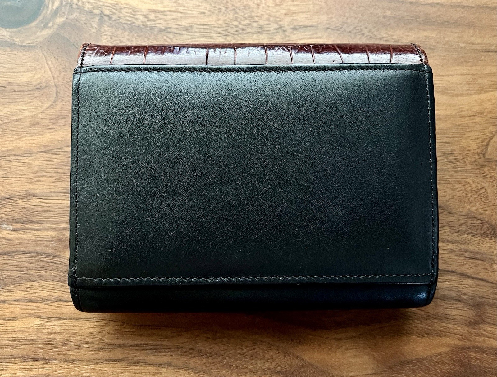 Vintage 1996 Brighton Wallet Crossbody Scrolled Heart Collection, Very Nice!