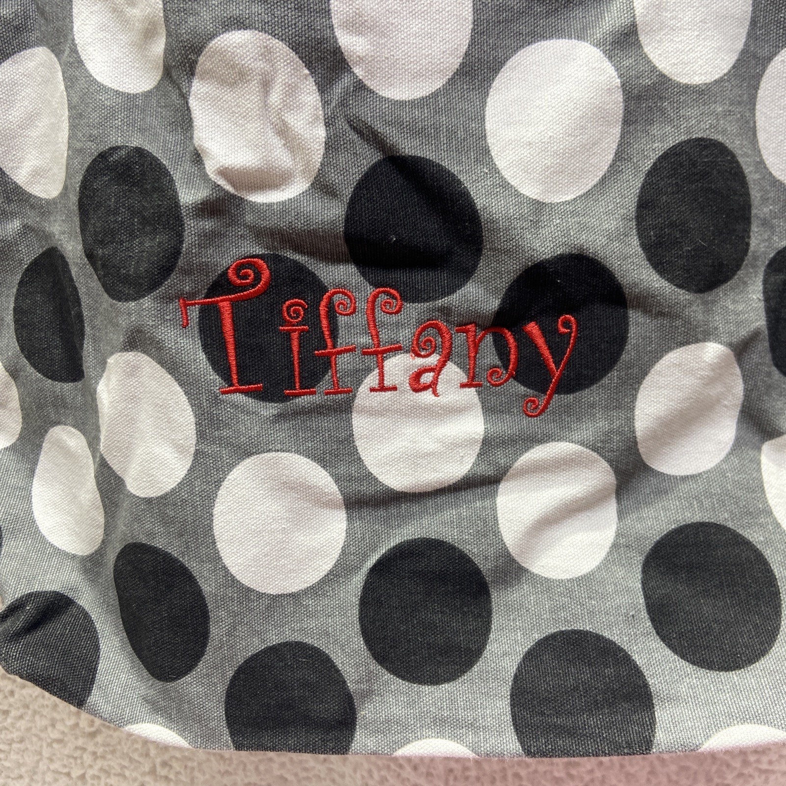 Thirty-One Around Town Tote in Gray/white/Black. Tiffany