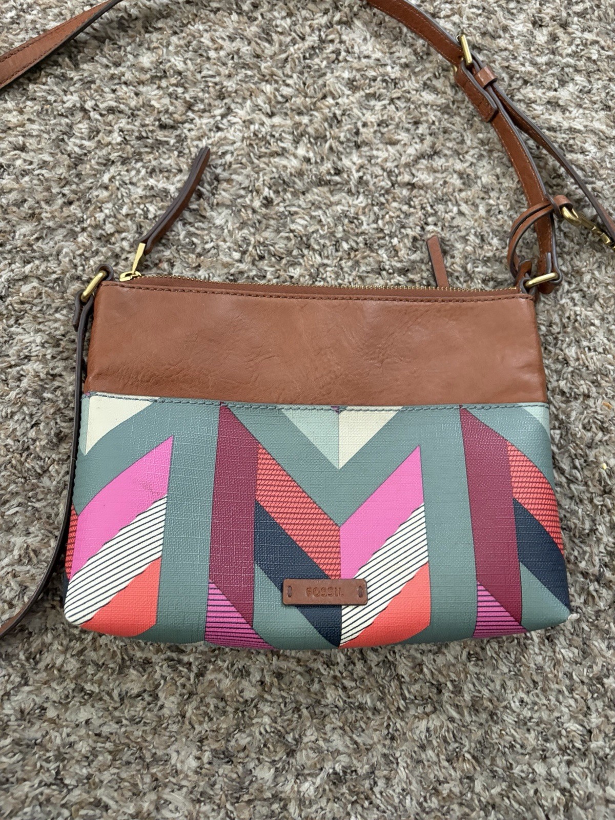 FOSSIL Fiona Crossbody Bag Brown Pink Green Chevron Faux Leather Bag