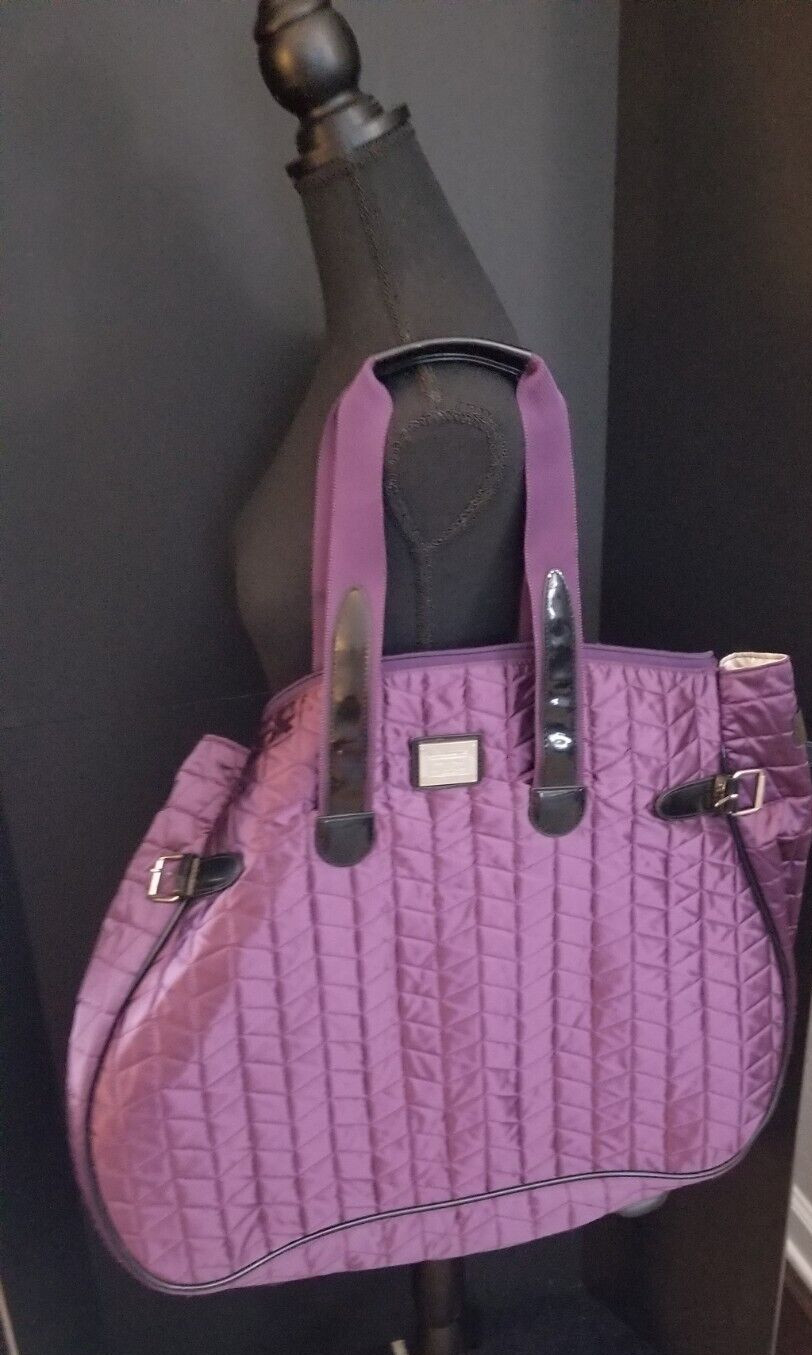 Liz Claiborne Large Tote Bag, Purple. 23 x 18 inches. Hand Carry Only.