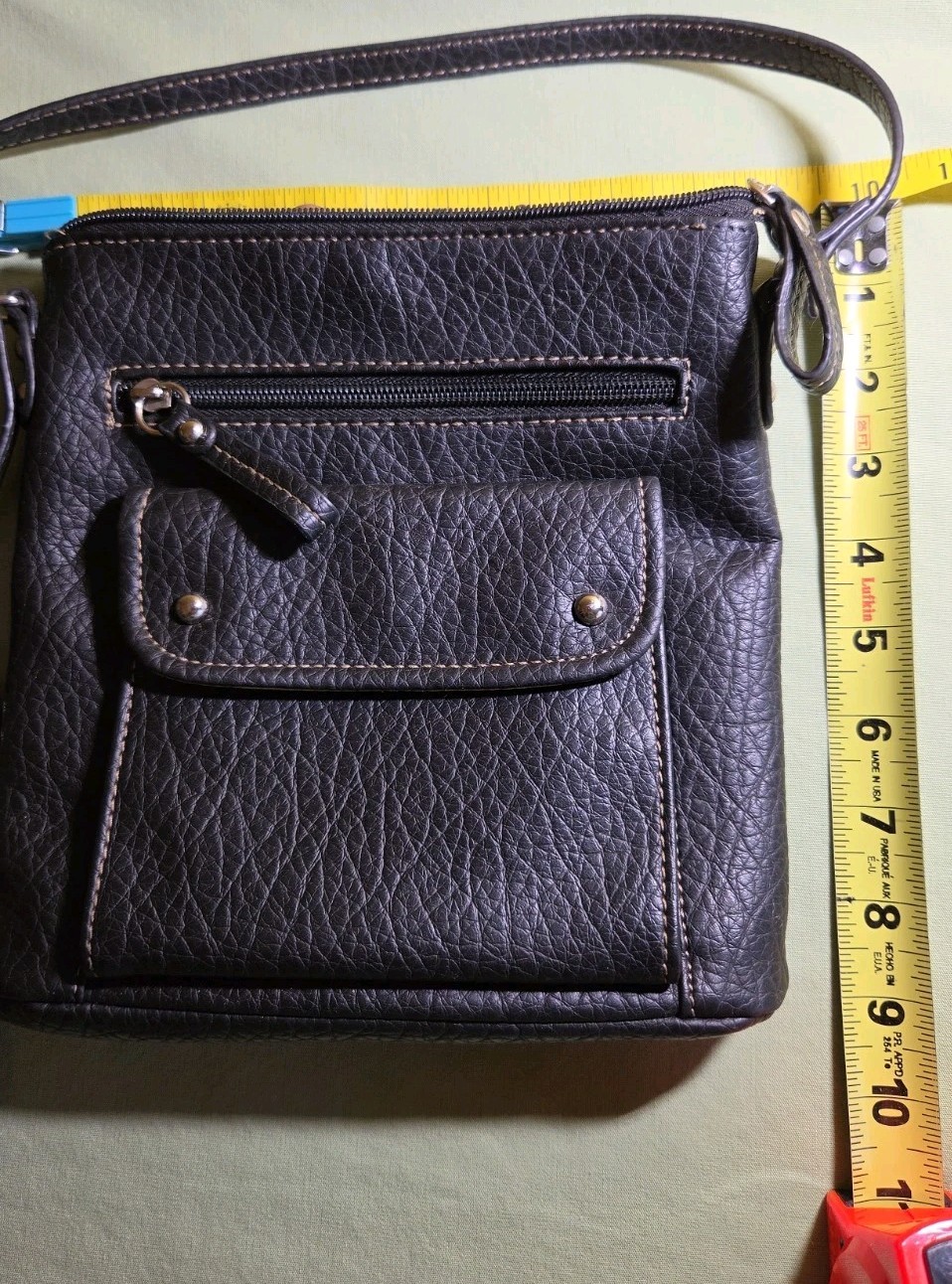 kelly and katie Crossbody Faux Leather Purse. 9 inch × 9 Inch. Black