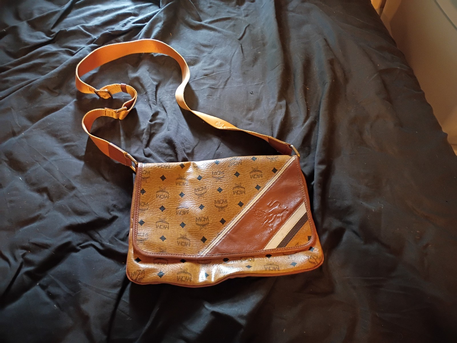 mcm women’s designer leather bag new without tags.