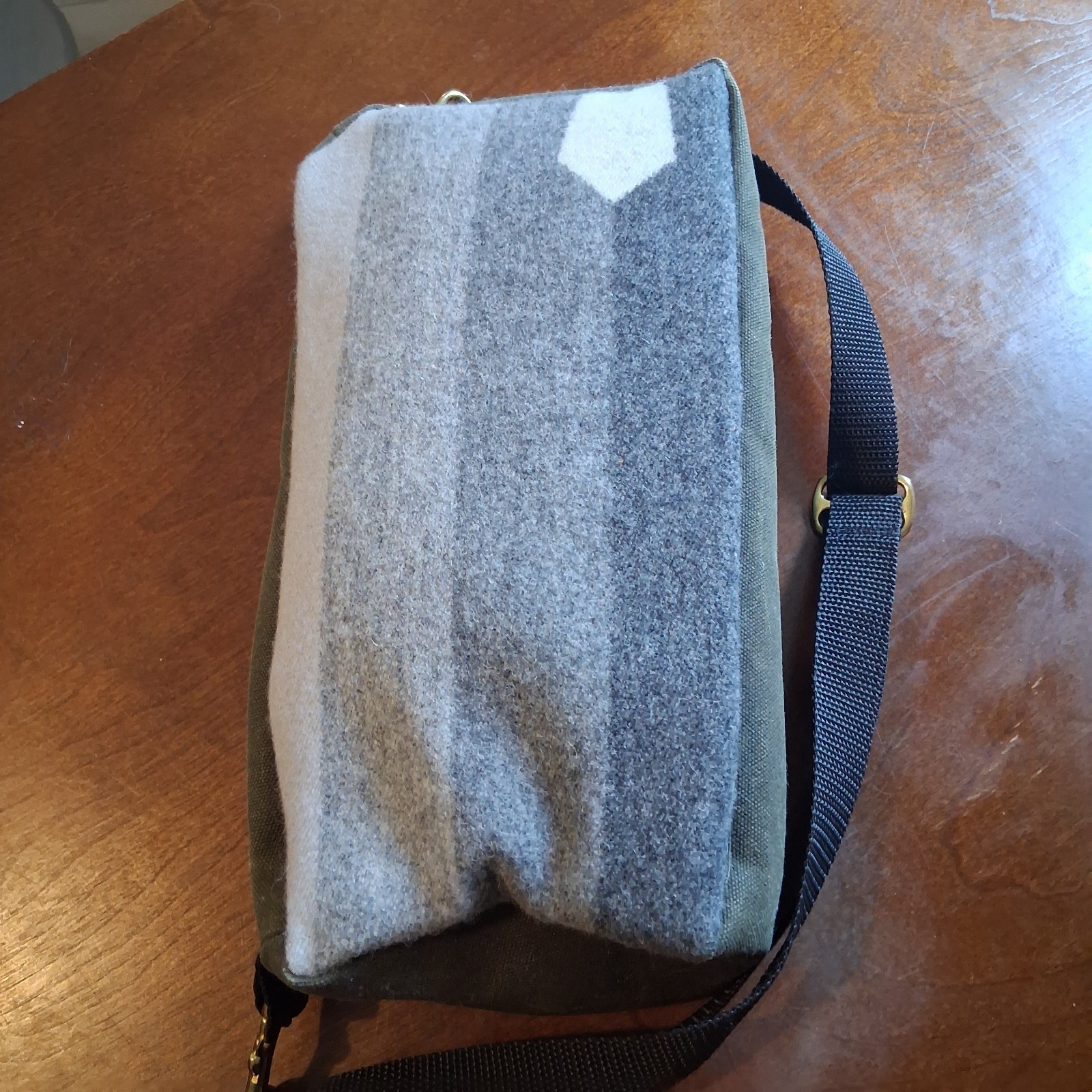 Minimalist Shoulder/Travel Bag Wool Canvas Felt Gray Green White Travel Casual