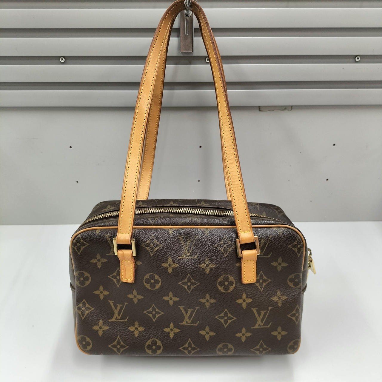 Louis Vuitton Cite MM M51182 Monogram Brown Shoulder Bag