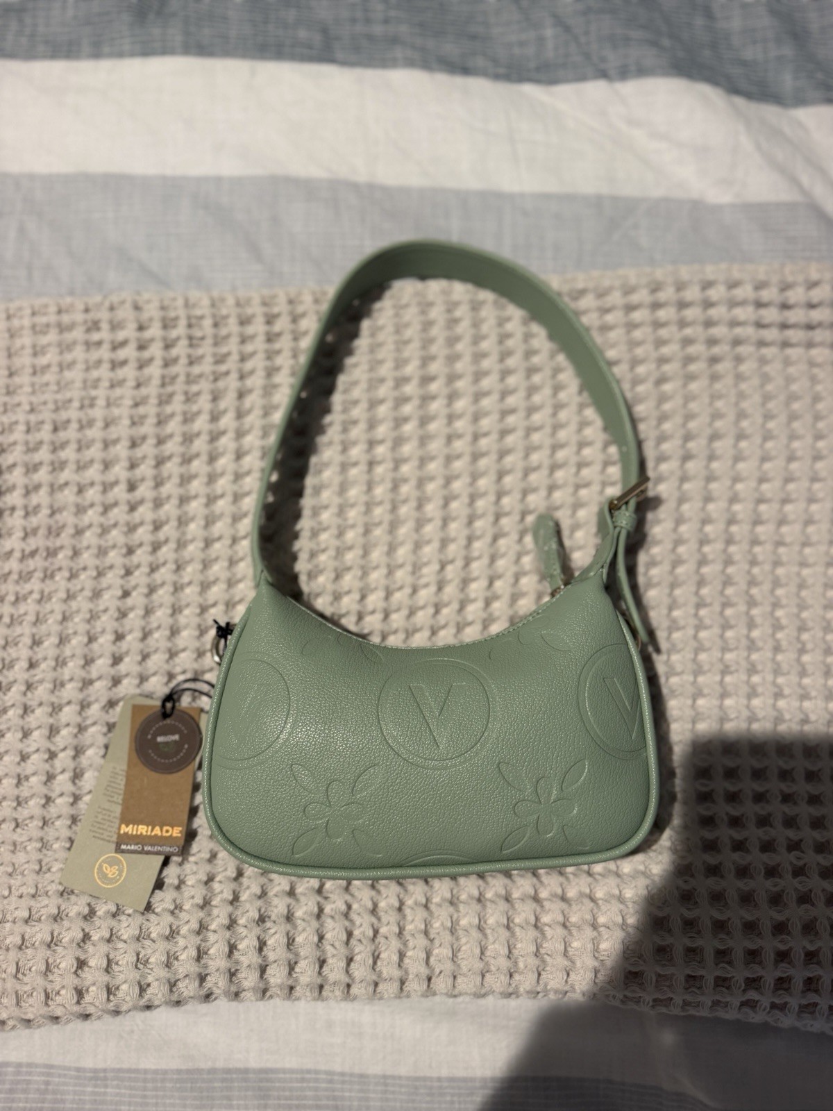 Mario Valentino Green Logo Crescent Shoulder Bag Zip Closure Detachable Strap