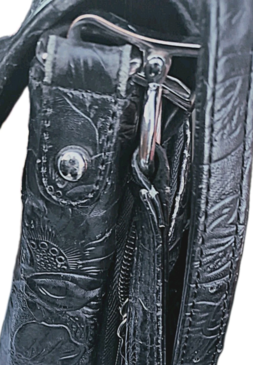 Gun Tote’n Mamas GTM-108 Tooled Leather CCW Crossbody Bag Floral Black Crossbody