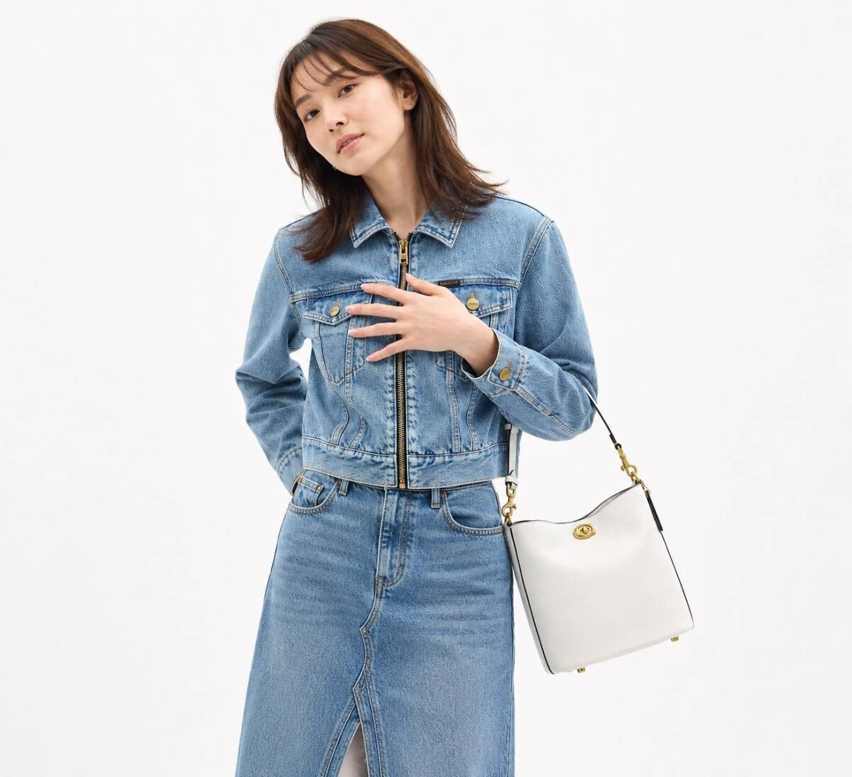 Coach Willow Soft Bucket Bag 19 CW625 B4 HA