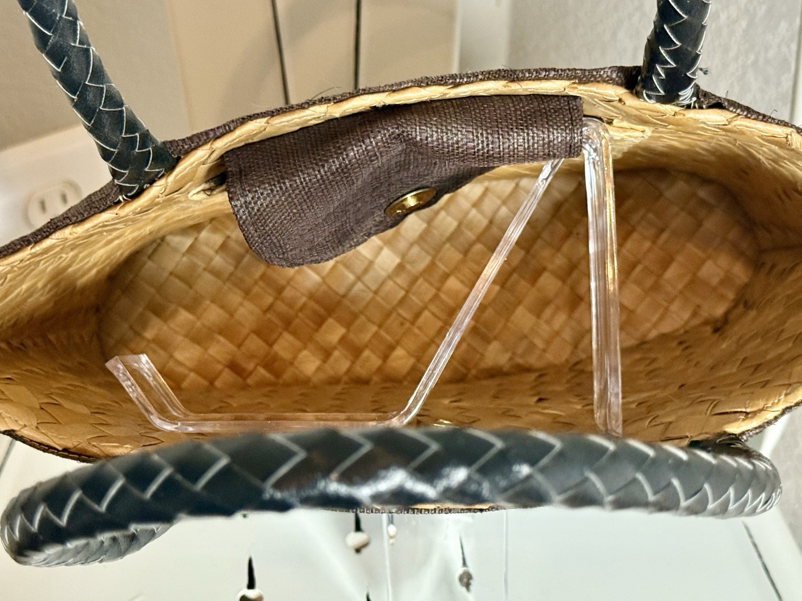 Italy Woven Abalone Handbag Chocolate Brown Wood Bead Rectangular Leather Handle