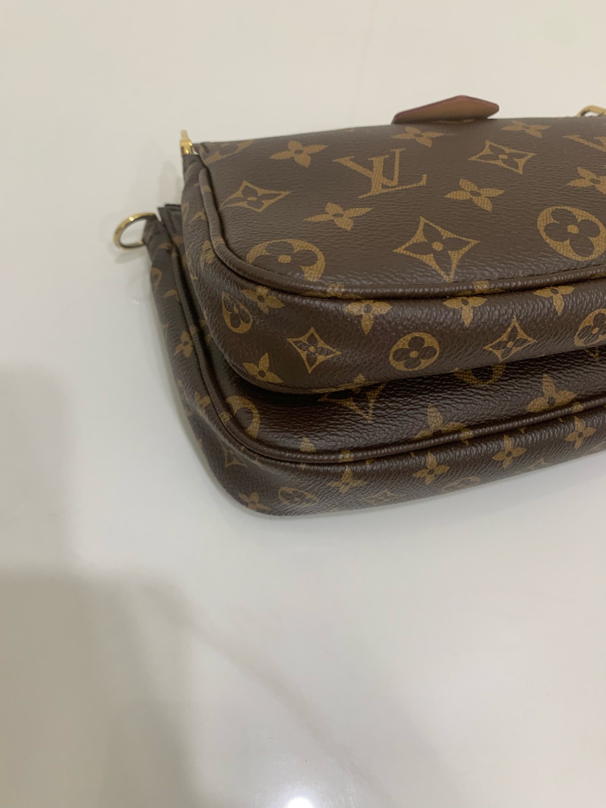 Louis Vuitton green shoulder strap 5 in 1 (24 × 13.5 × 4 )cm