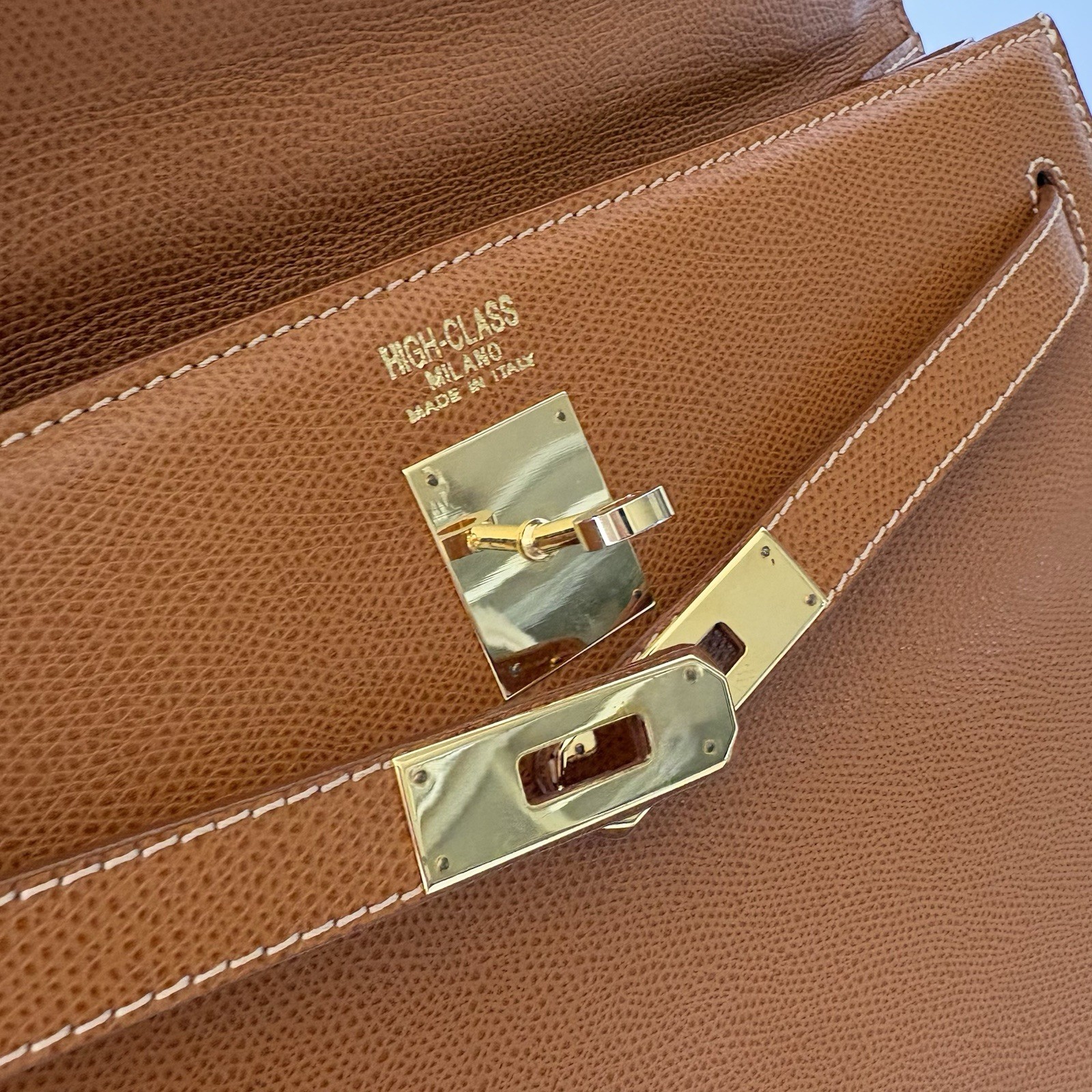 Authentic High Class Hand bag Camel Brown Leather From Japan 01210