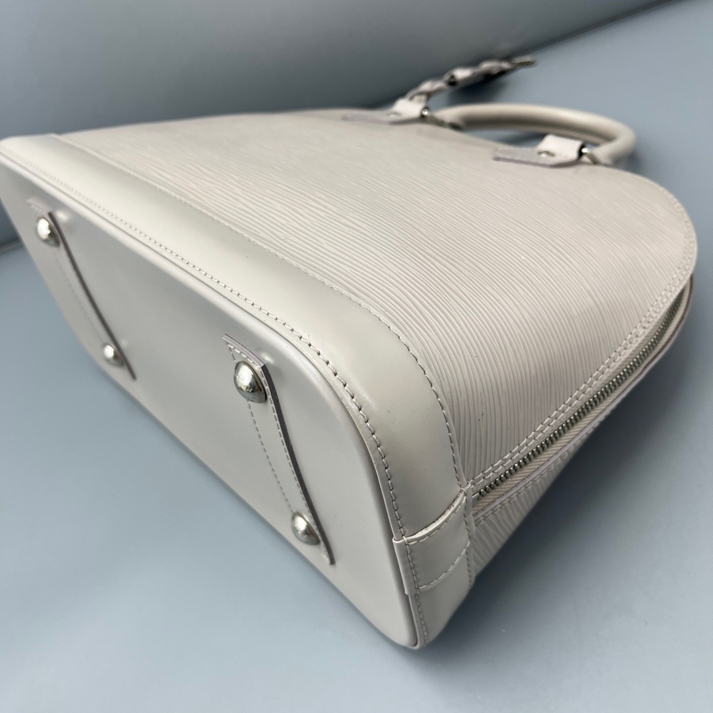 Louis Vuitton Pre-Owned Authentic Satchel White 31*23*15cm Shell