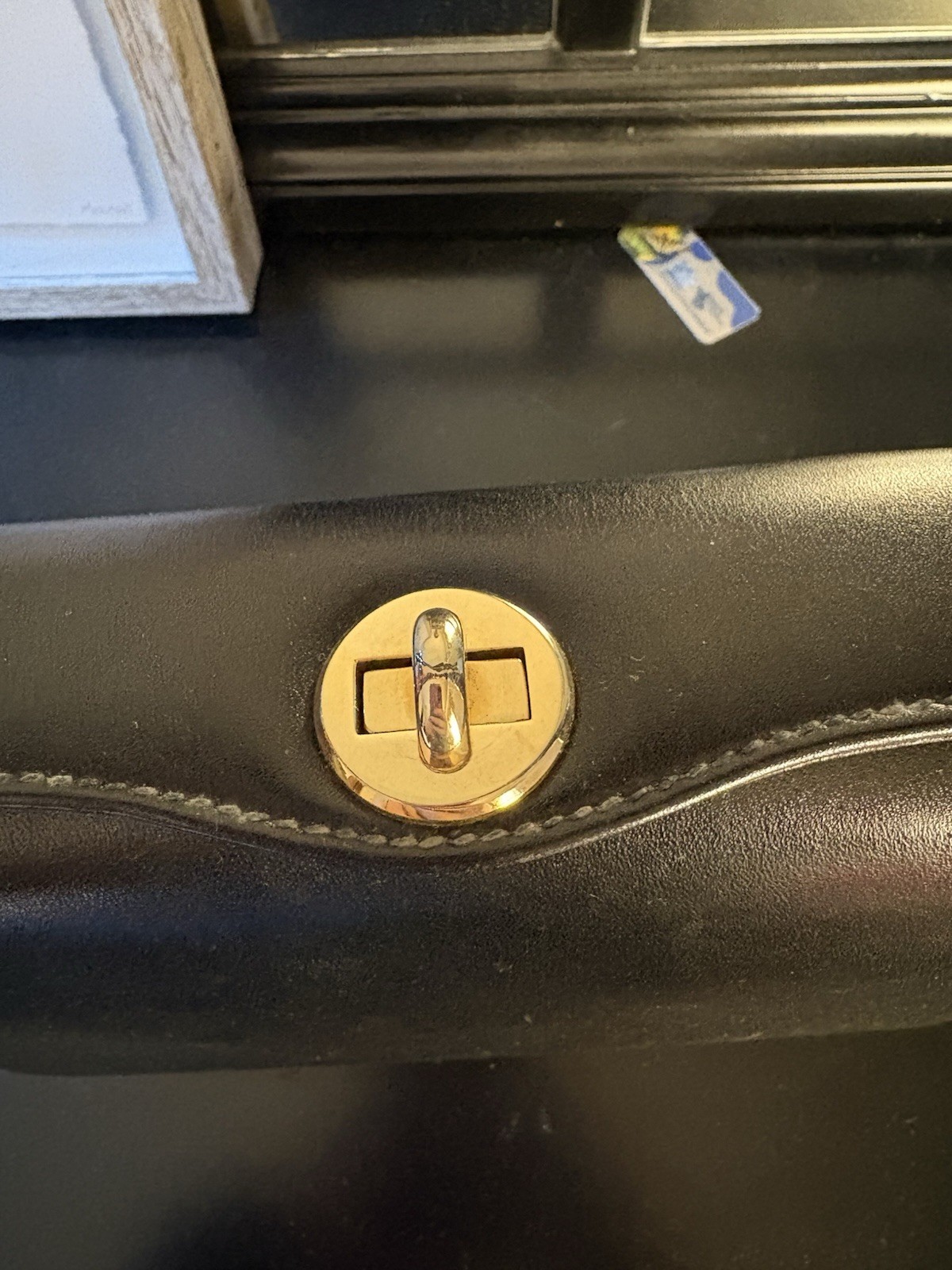 GUCCI Vintage 80s-90s Leather Handbag Black Retro Turnlock Authentic STUNNING