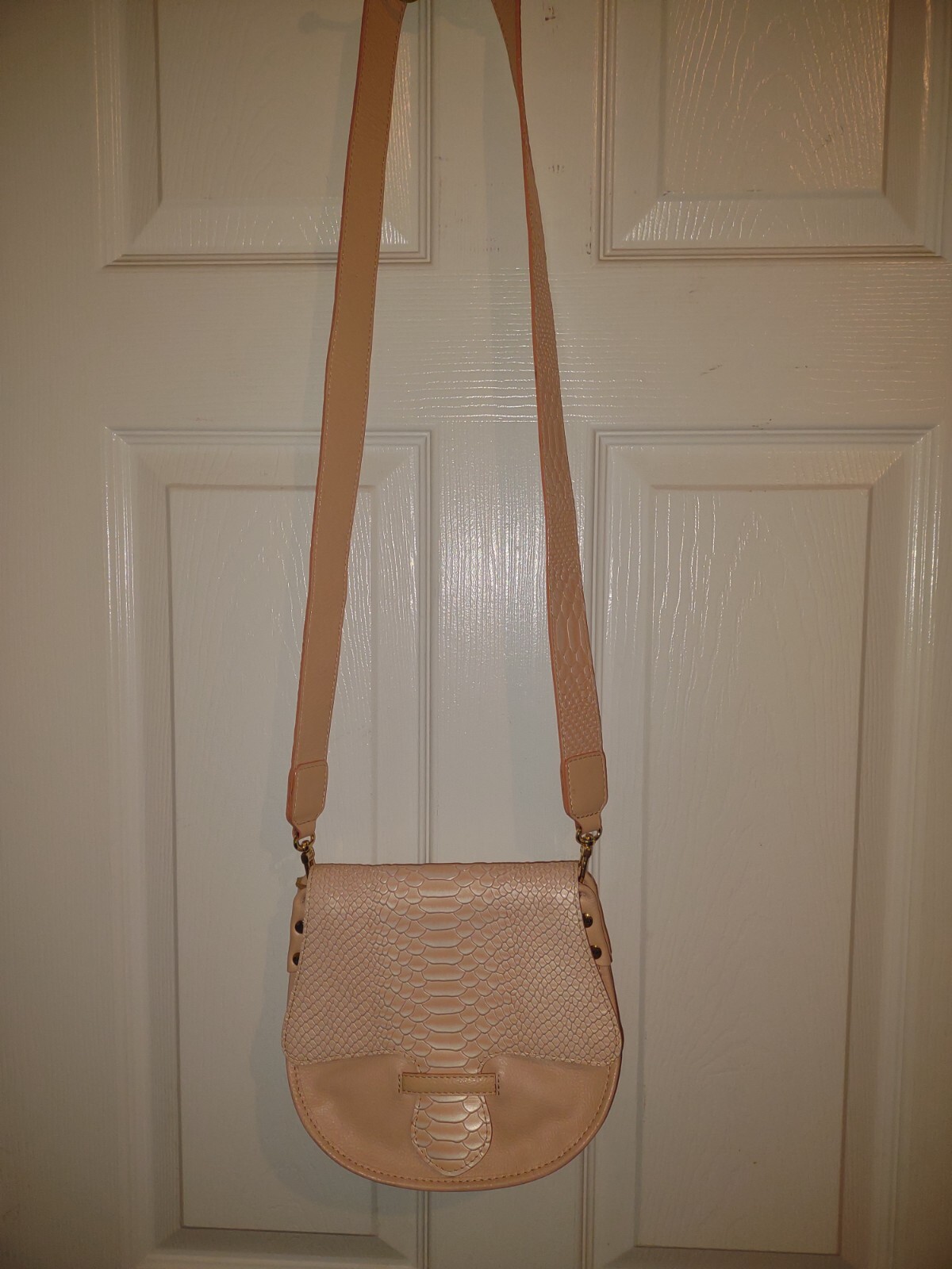 Boots N Bags Leather Crossbody Purse