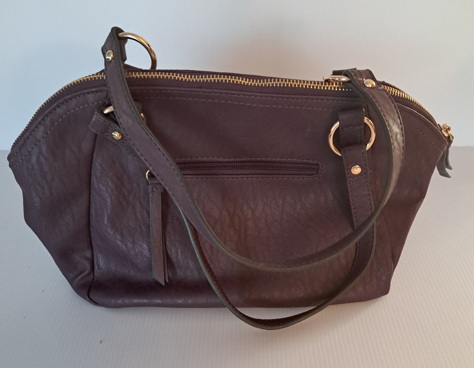 Jessica Simpson Satchel Handbag Maroon Faux Leather Gold Chain Accents Shoulder