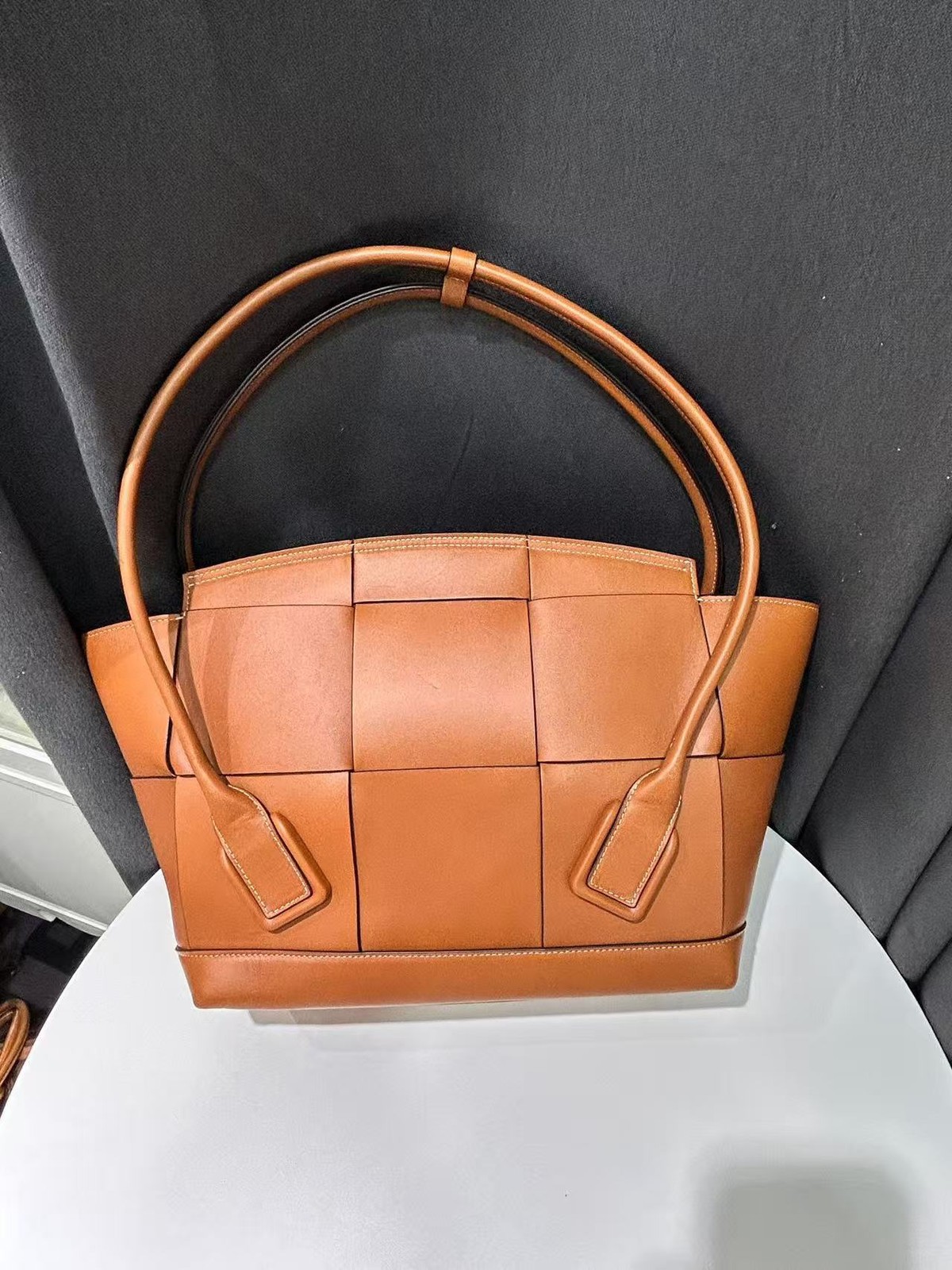 Bottega Veneta Arco 33 Tote Bag Caramel Woven Leather Italy