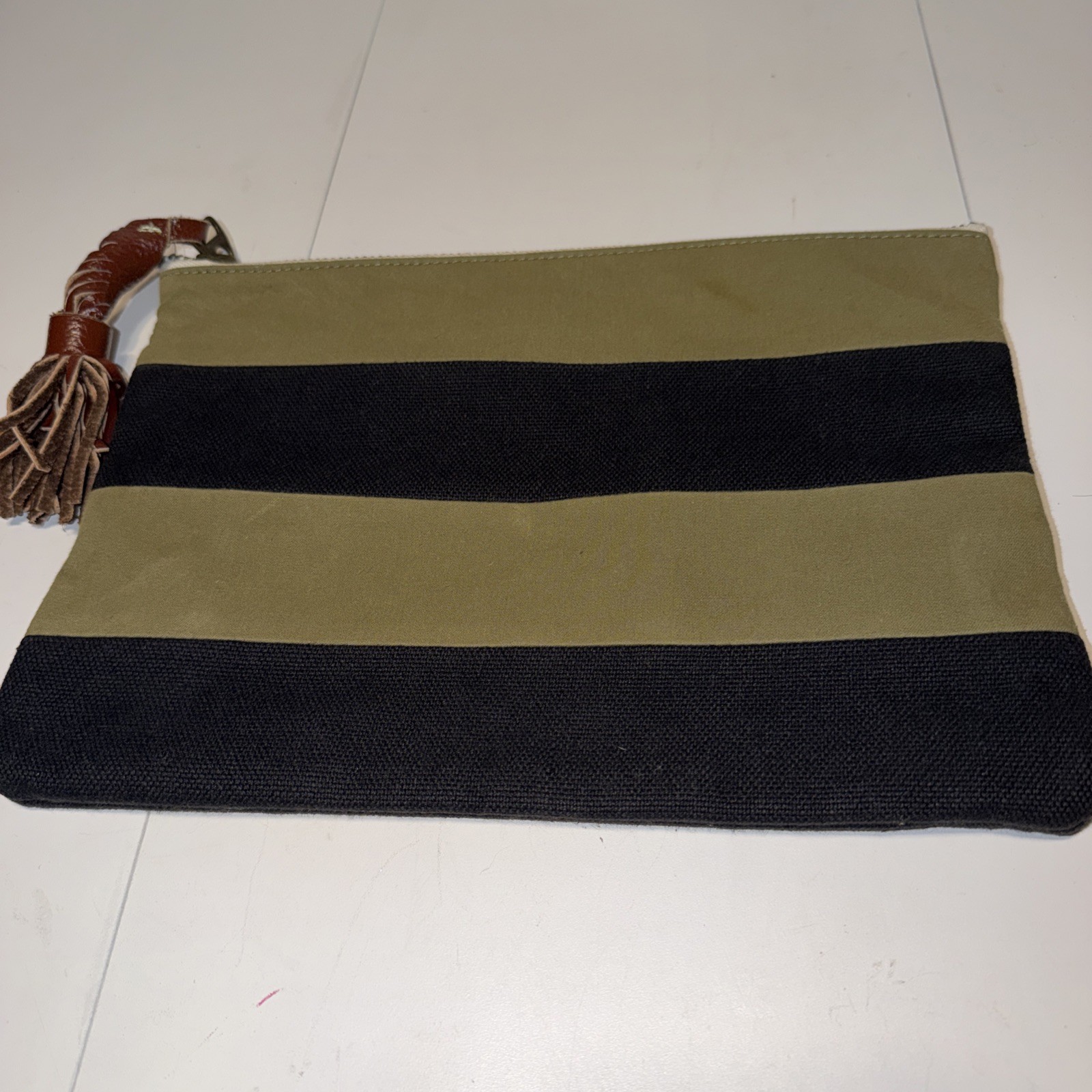 Ivy House Crest Striped Canvas Clutch Bag Pouch Olive Green Black With Tassel