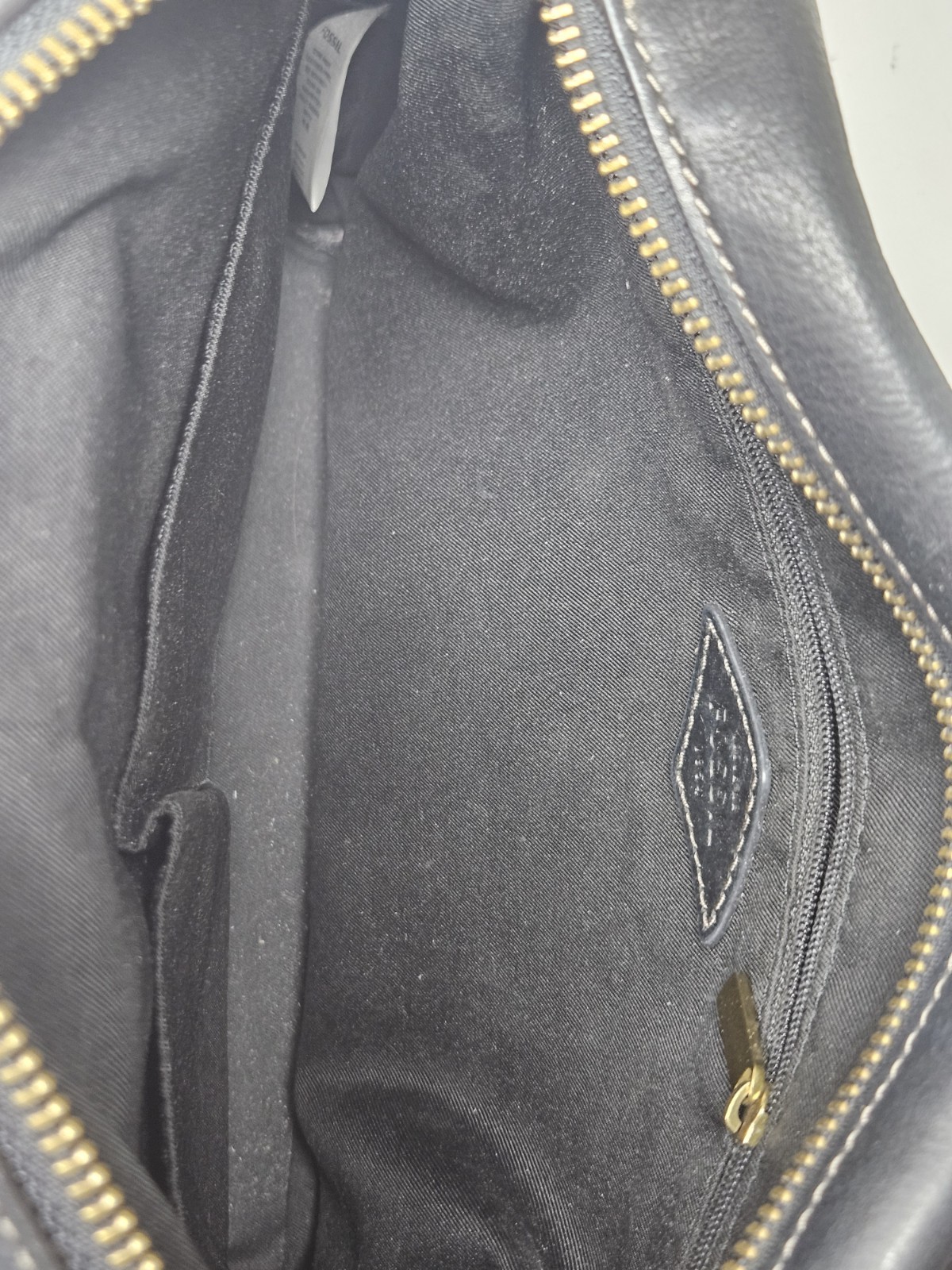 Fossil V2107 Black Cargo Crossbody Hobo Handbag