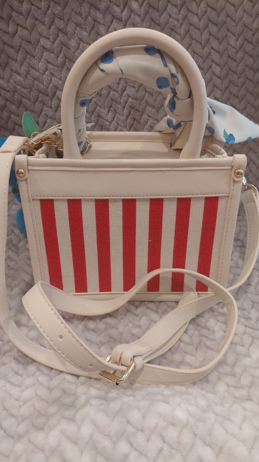 BETSEY JOHNSON Red/ White/Blueberry Charm Crossbody Top Handle Zip Bag w Charm