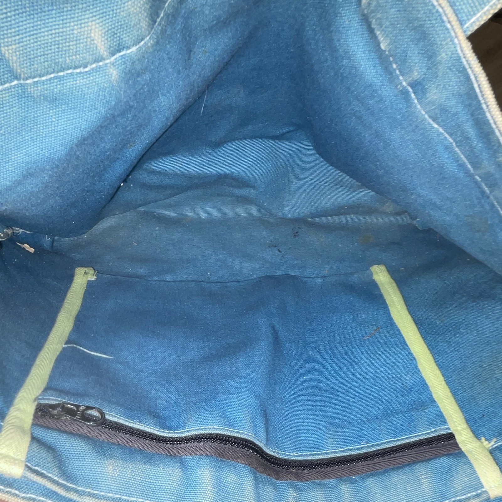 vintage Olde Yard Inn Logo Blue Tote Bag Zip Closure Inner Pockets