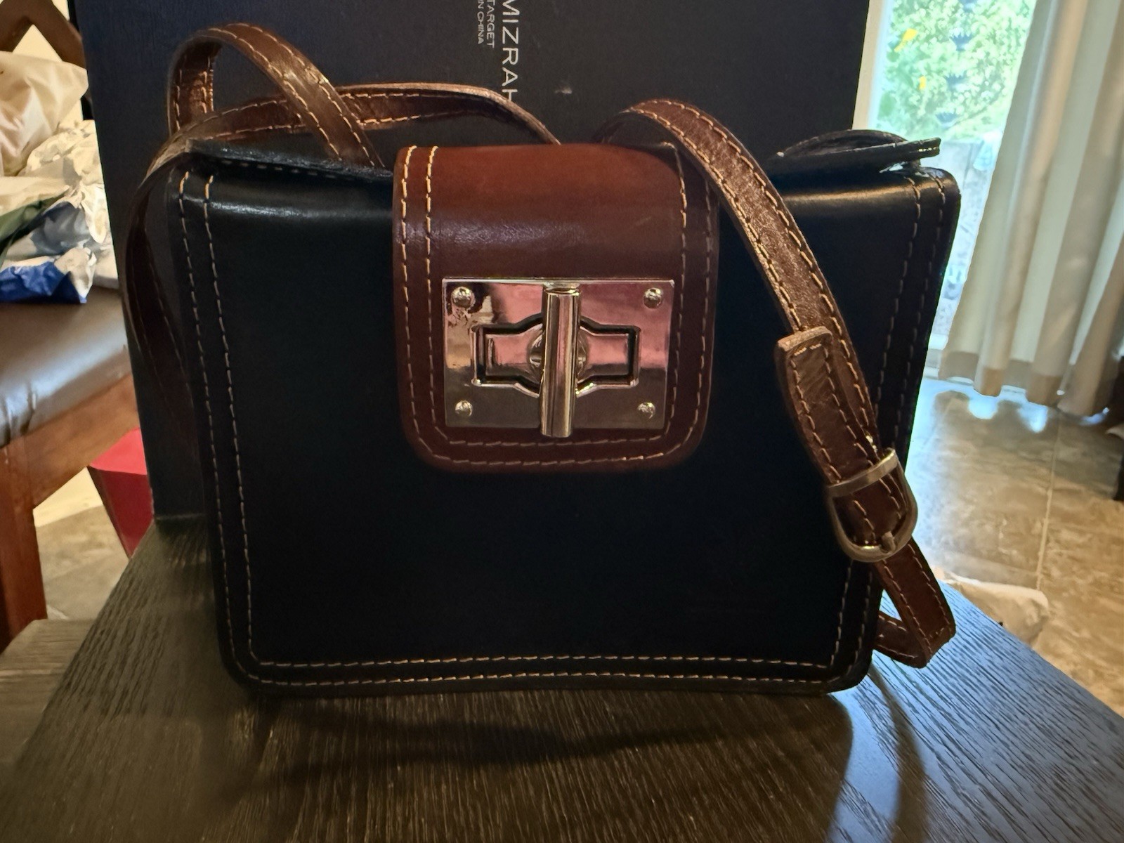 Vera Pelle Made in Italy Black & Brown Turn Lock Shoulder Bag Strap Pockets