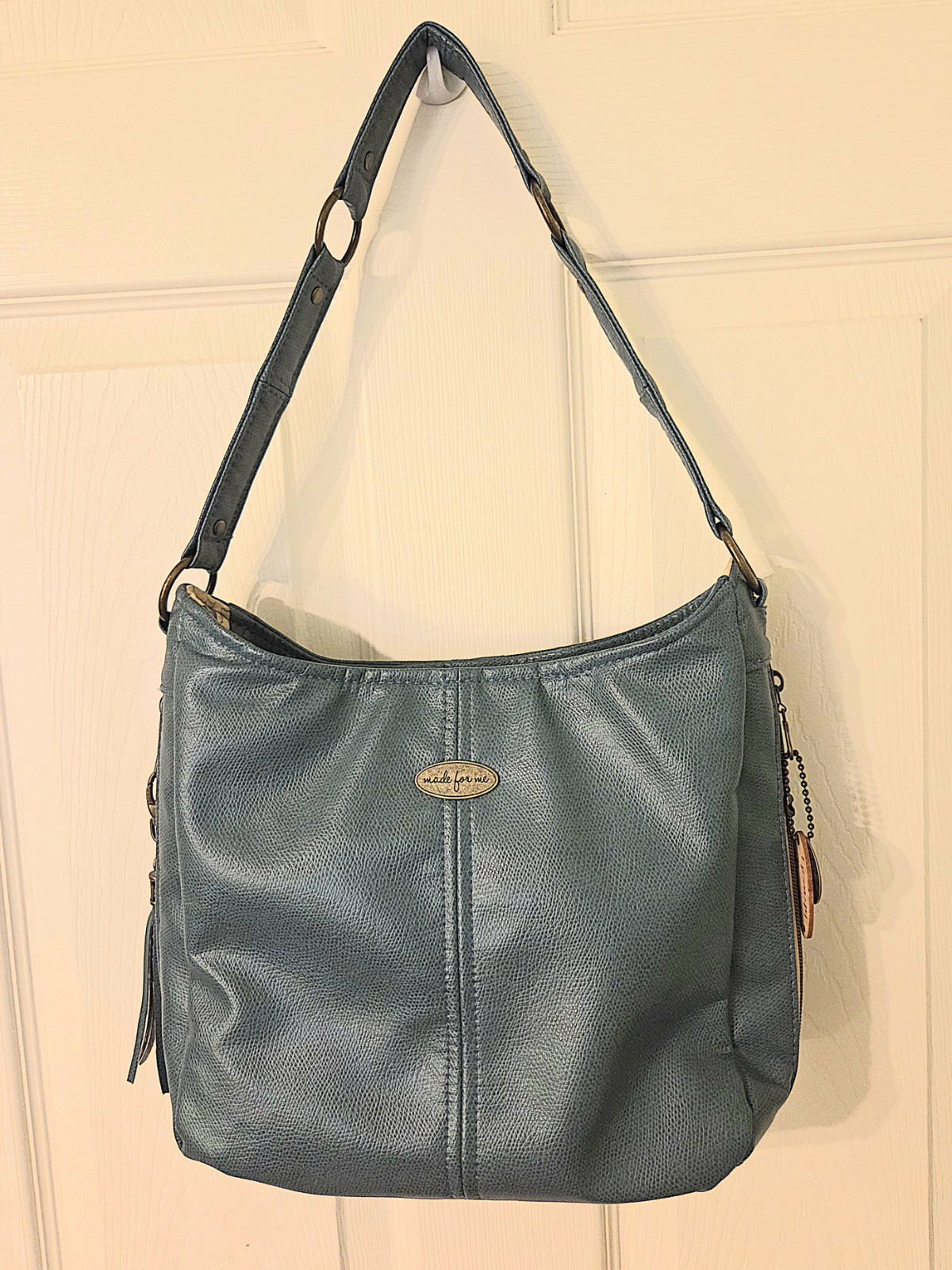 Handmade Georgy Baggs Textured Faux Leather Blue/Teal Hobo Shoulder Purse
