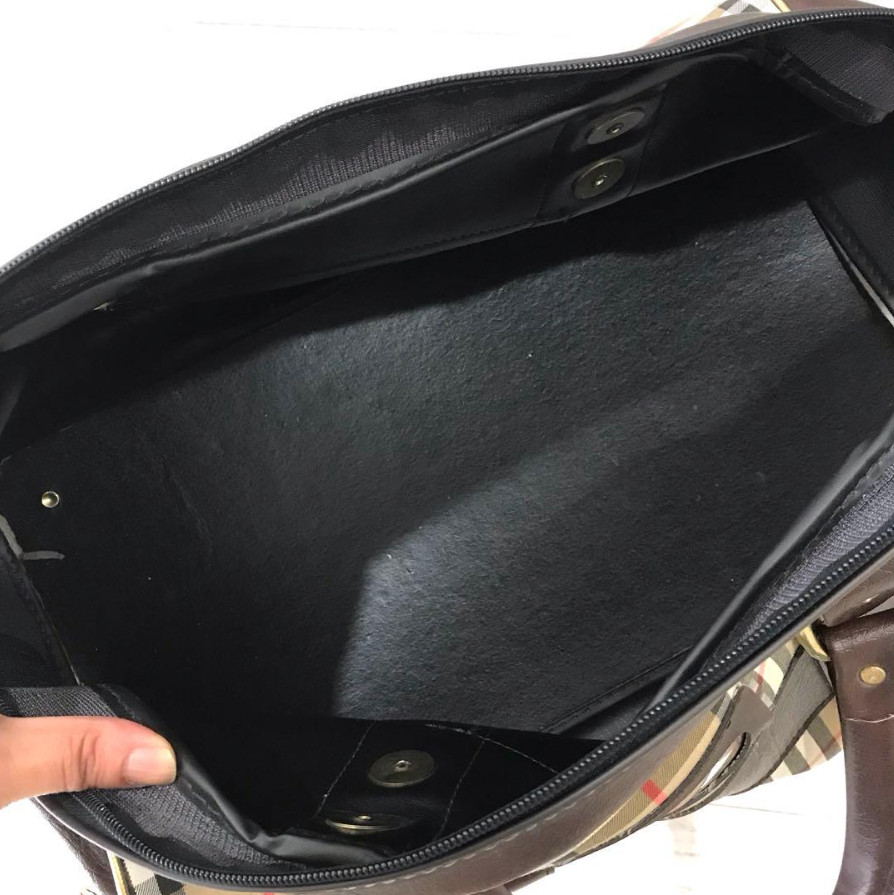 Burberrys Vintage Nova Check Travel Boston Bag