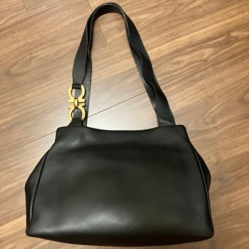 Salvatore Ferragamo Gancini Black Leather Handbag Gold-Tone Hardware Zip