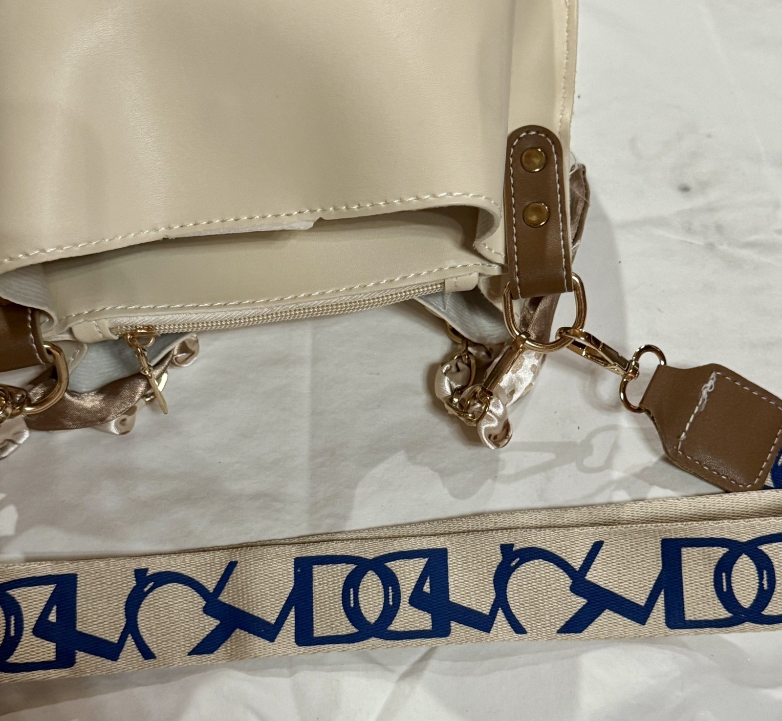 New Fashion Women’s Shoulder Bag Large Capacity Ribbon Chain Bucket Bag