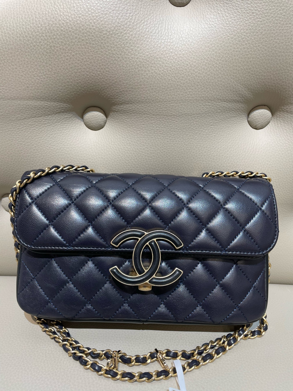 Chanel Blue Shoulder Bag （21×4×13） cm