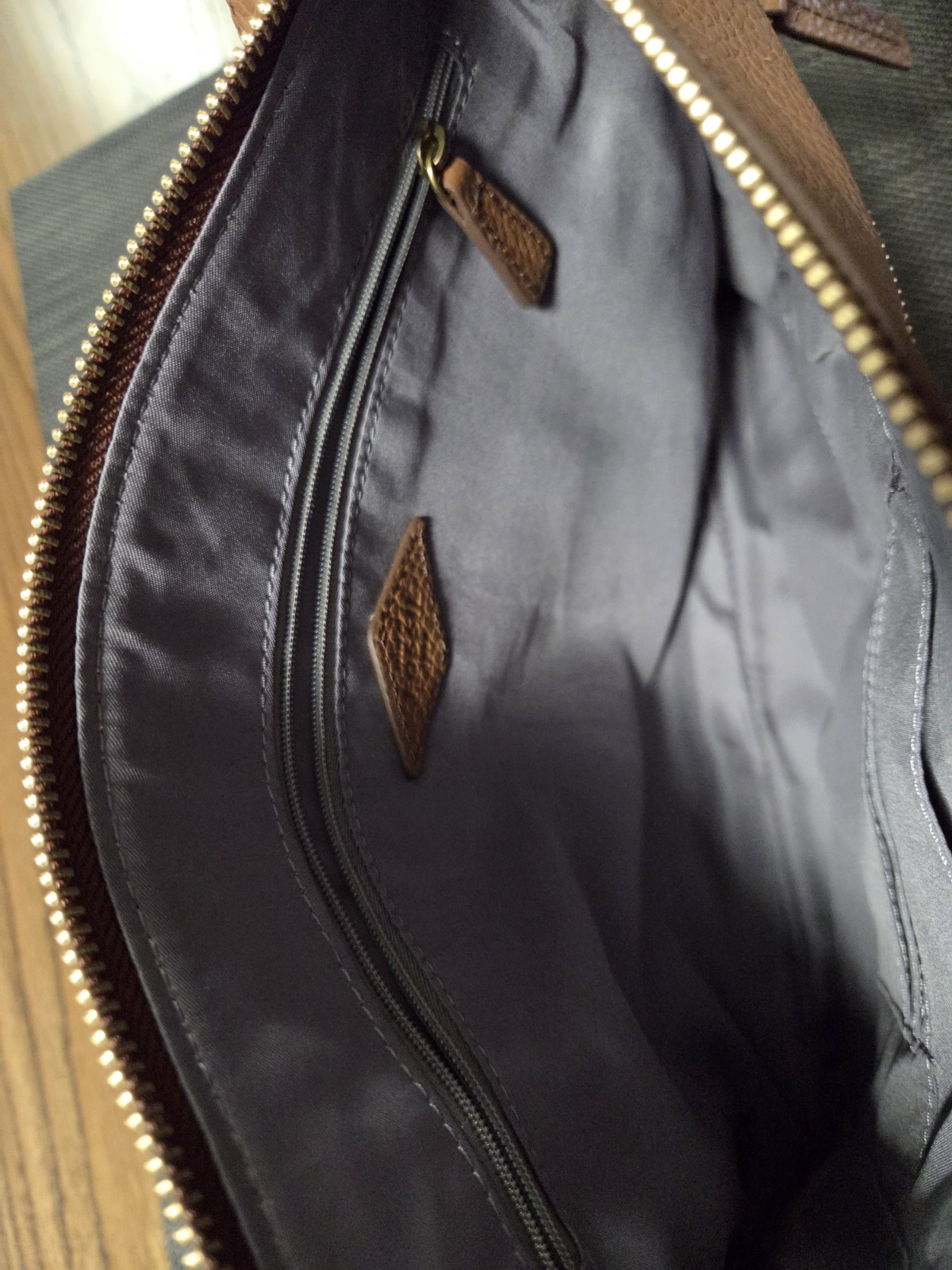 FOSSIL CROSSBODY PURSE ~ SOFT PEBBLED LEATHER ~ BROWN ~ NEW w/ TAGS + FREE GIFT!