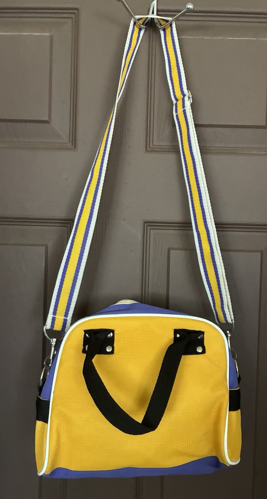 Los Angeles LAKERS #04 Purse Shoulder Bag LeBron James White NBA Basketball NWT